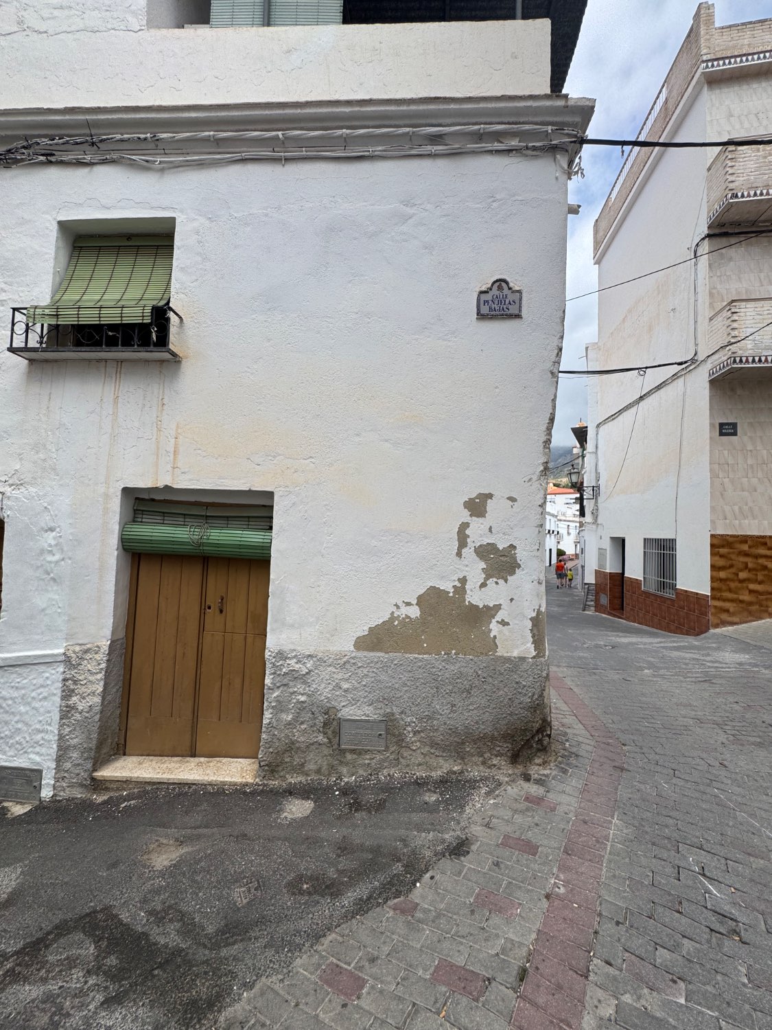 Se vende una casa en centro de Molvizar Granada