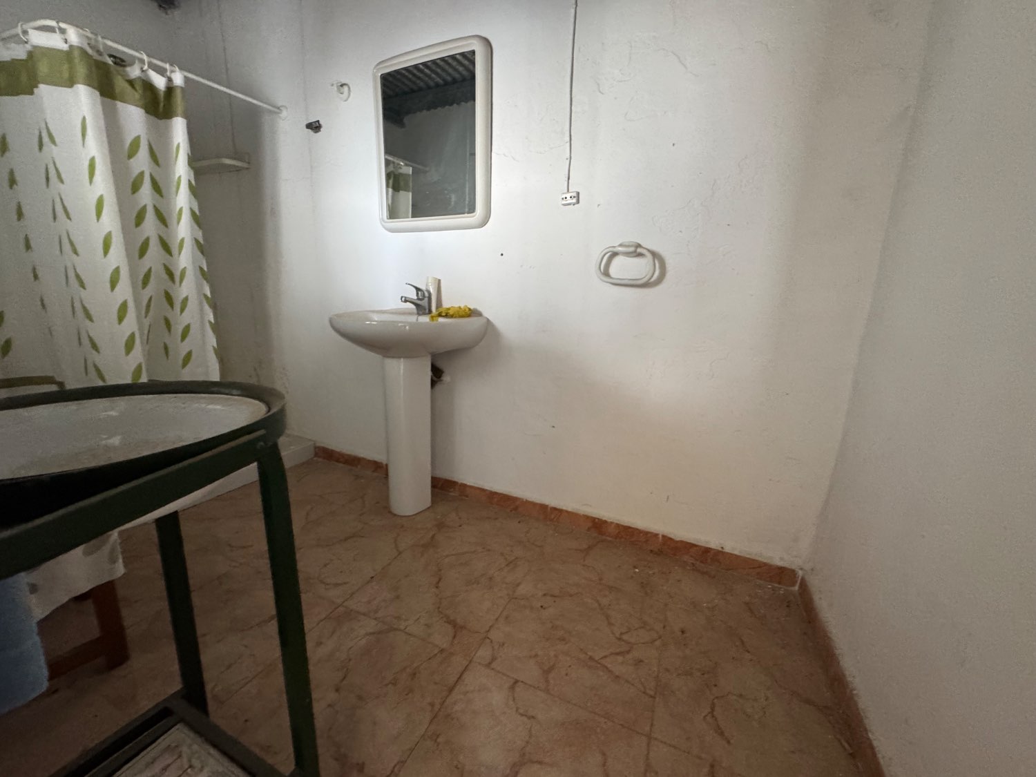 Se vende una casa en centro de Molvizar Granada