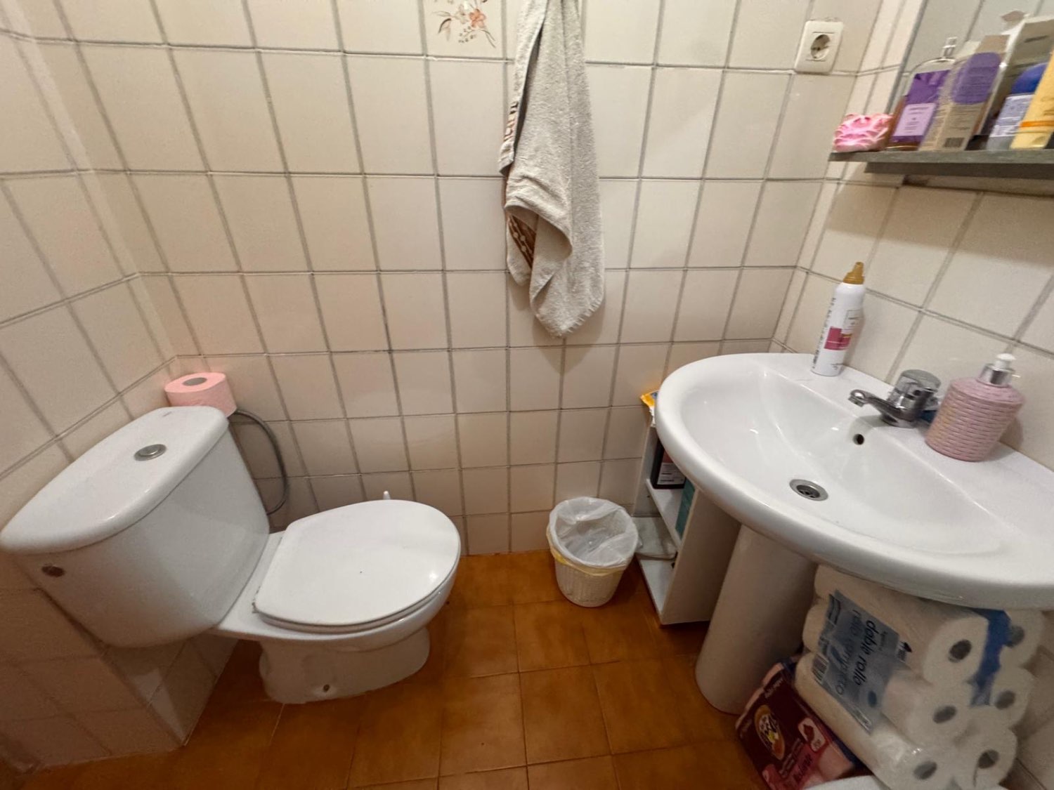 Se vende un piso en urbanización del romeral Castell de Ferro Granada