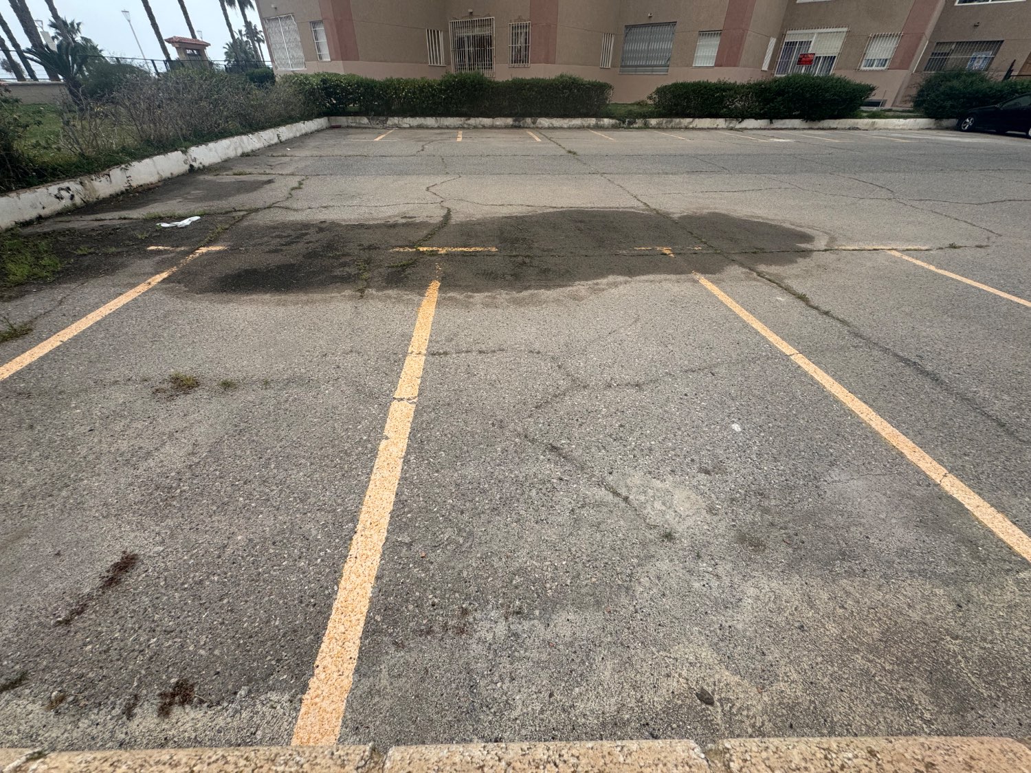 Se vende un piso en primera línea de la playa poniente