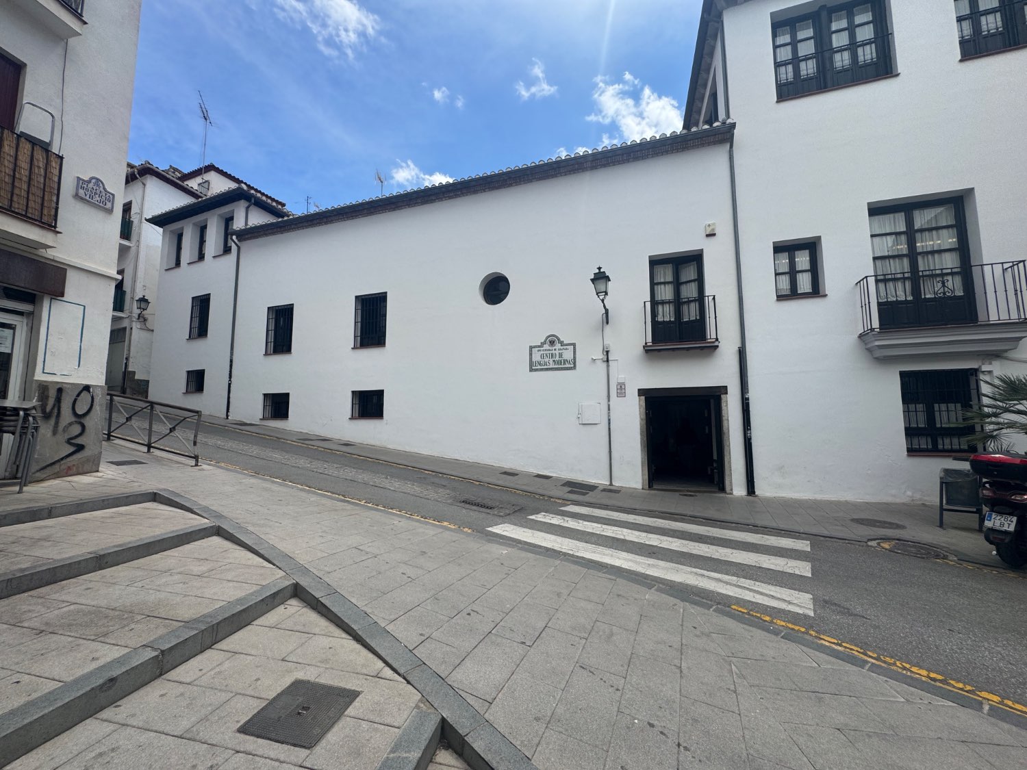 Se vende un bajo en el centro de Granada