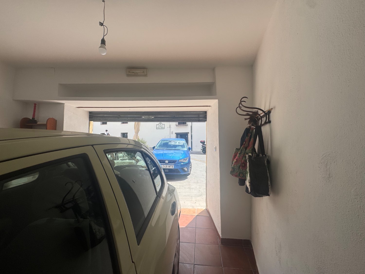 Se vende un bajo en el centro de Granada