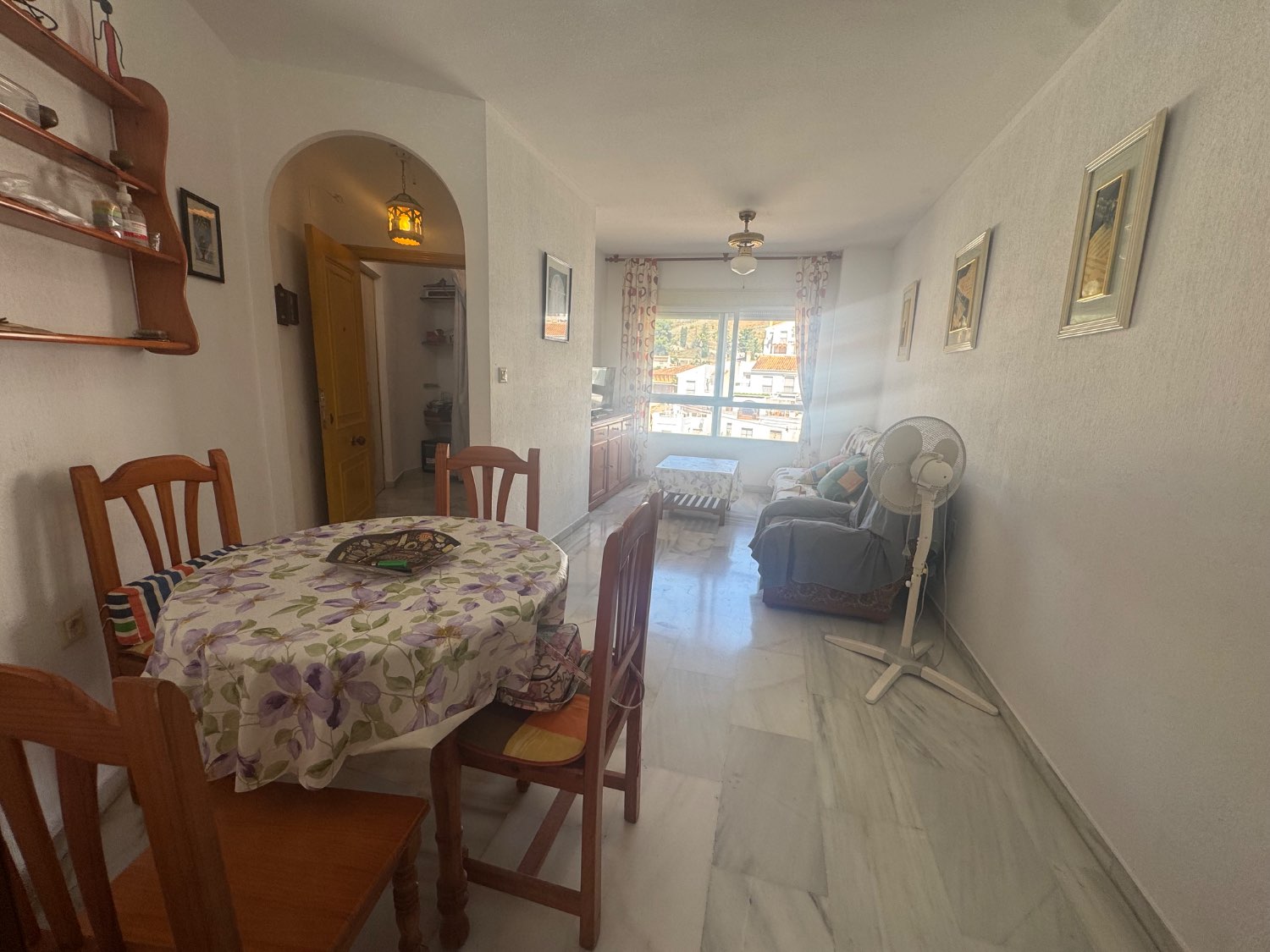 Se vende un apartamento en una urbanización de playa Velilla Almuñécar granada