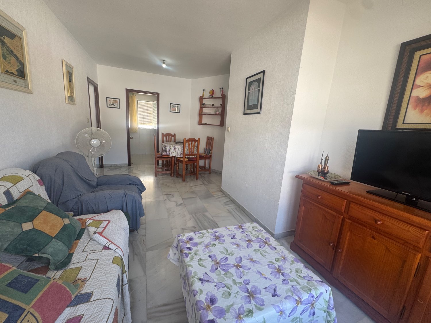 Se vende un apartamento en una urbanización de playa Velilla Almuñécar granada