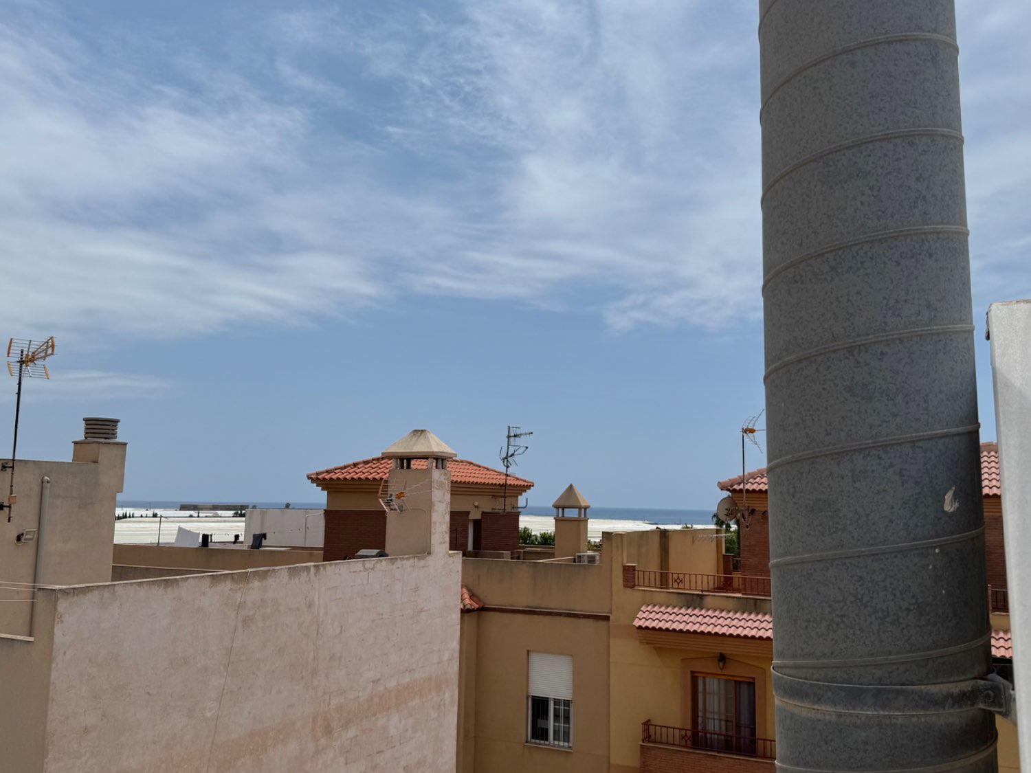 Se vende un piso en carchuna Calahonda costa granada