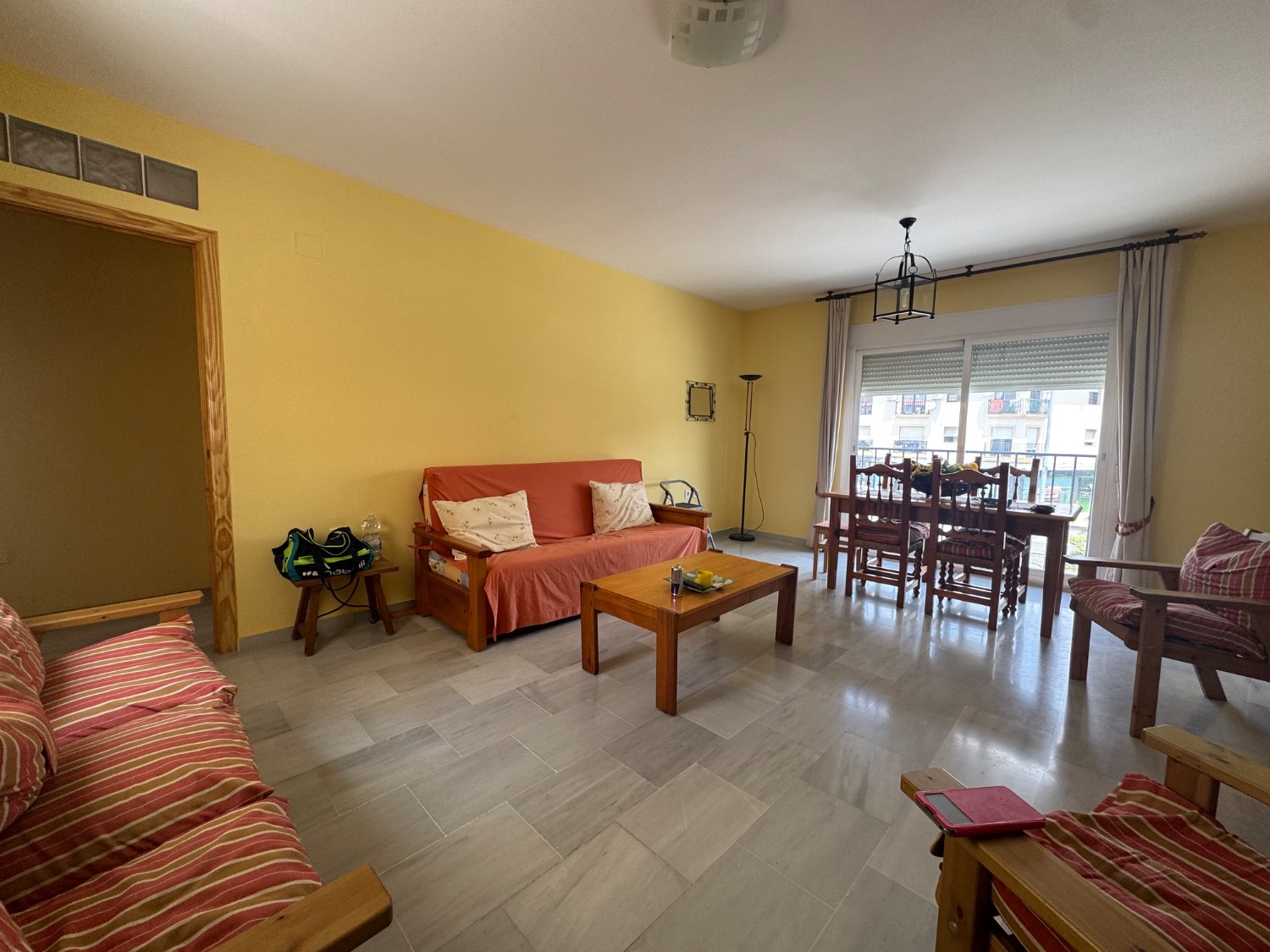 Se vende un piso en carchuna Calahonda costa granada
