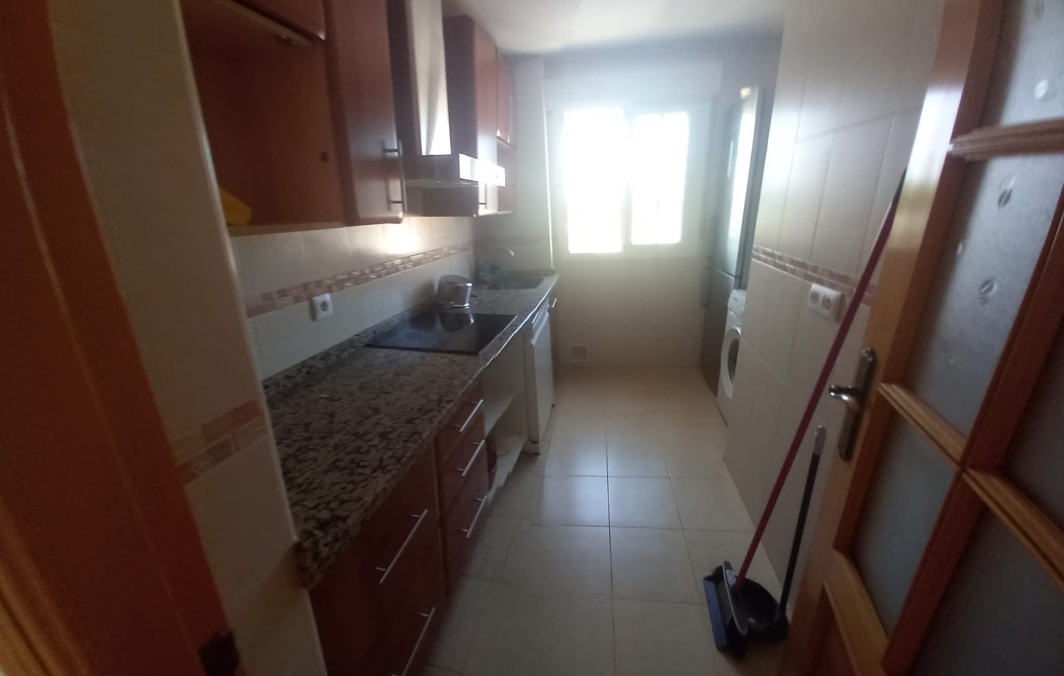 Se vende un piso en carchuna Calahonda