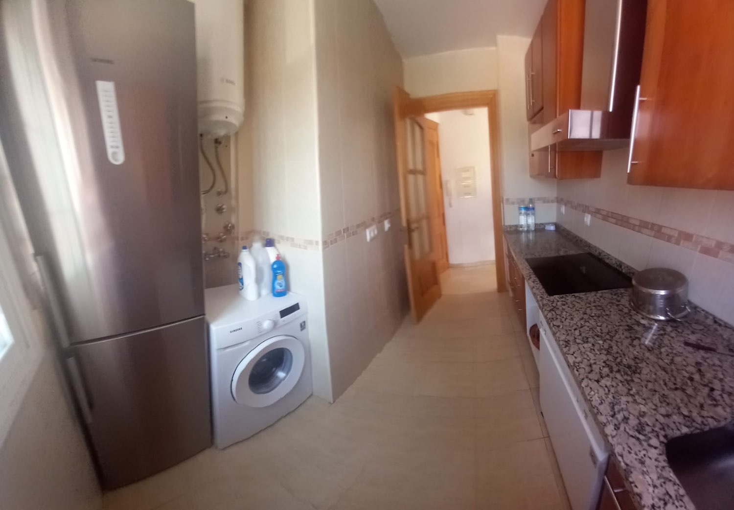 Se vende un piso en carchuna Calahonda