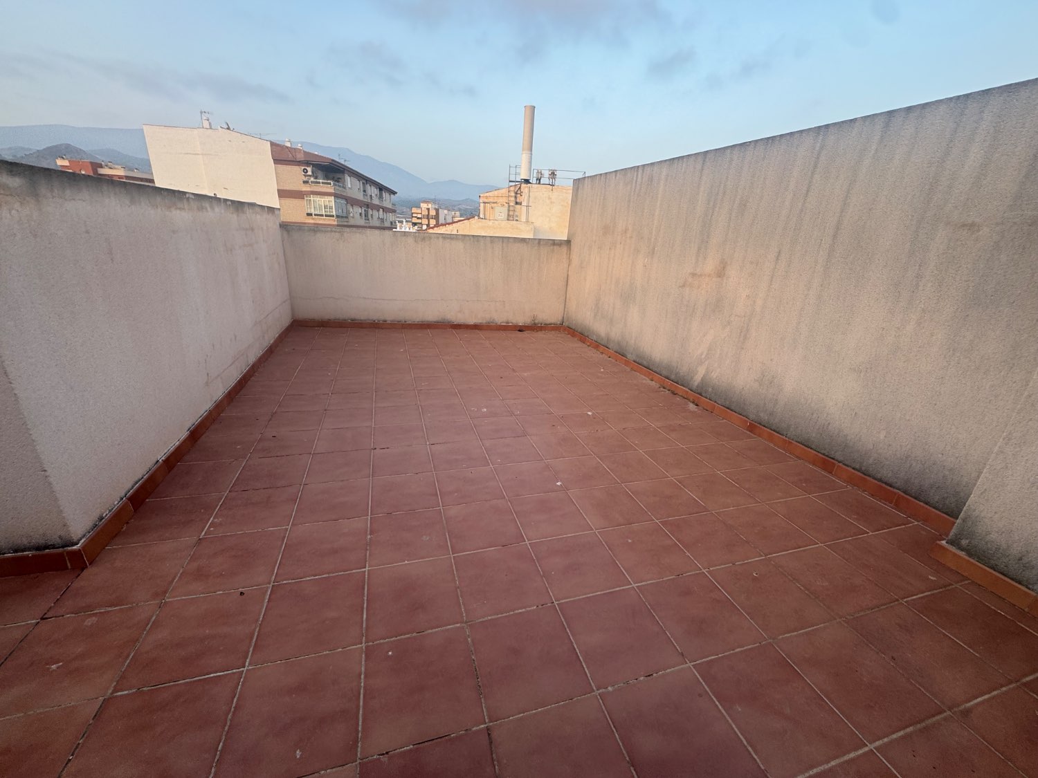 Se vende en ático con terraza privada en Motril Granada
