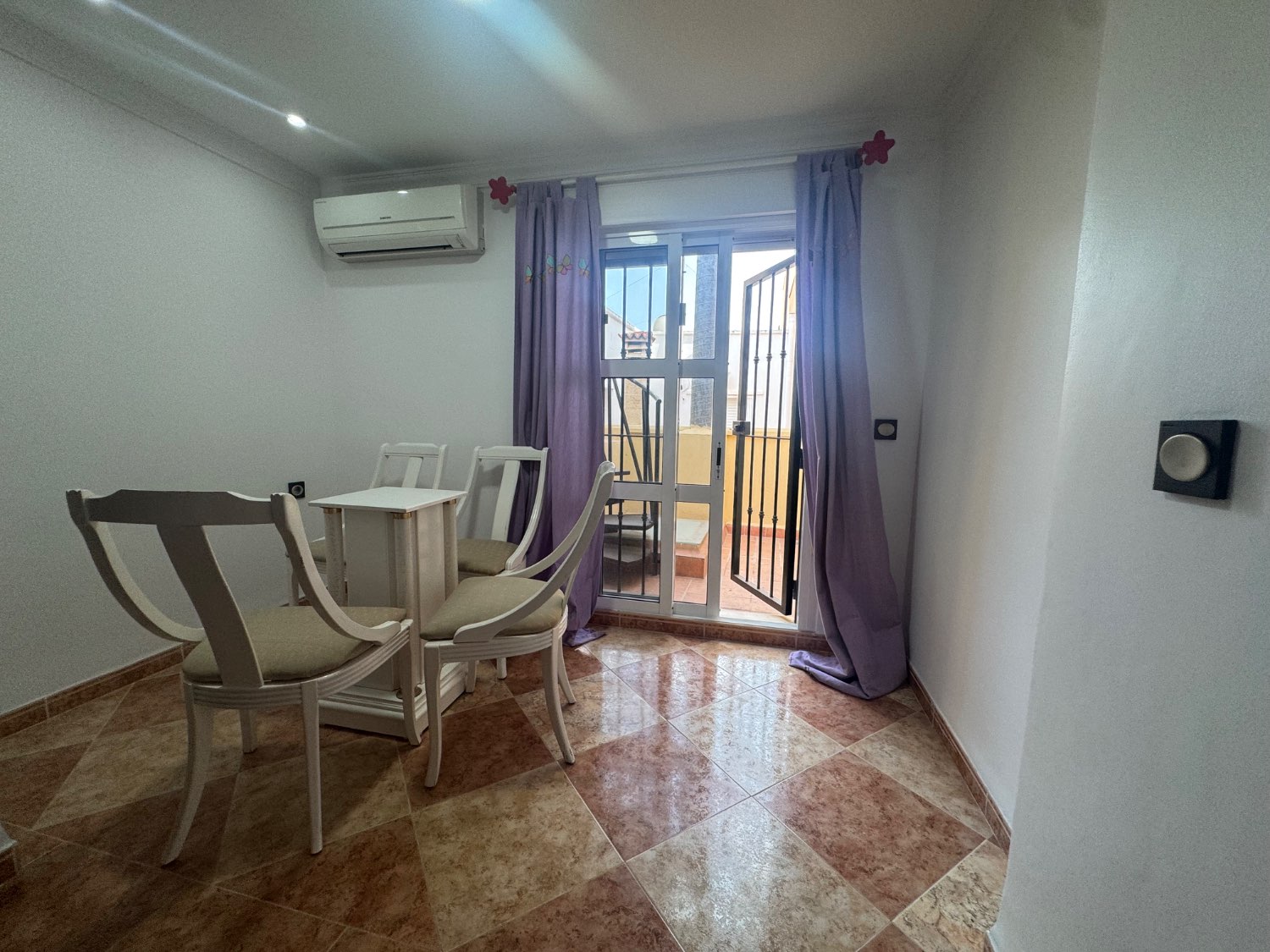 Se vende un duplex en el ejido Almería