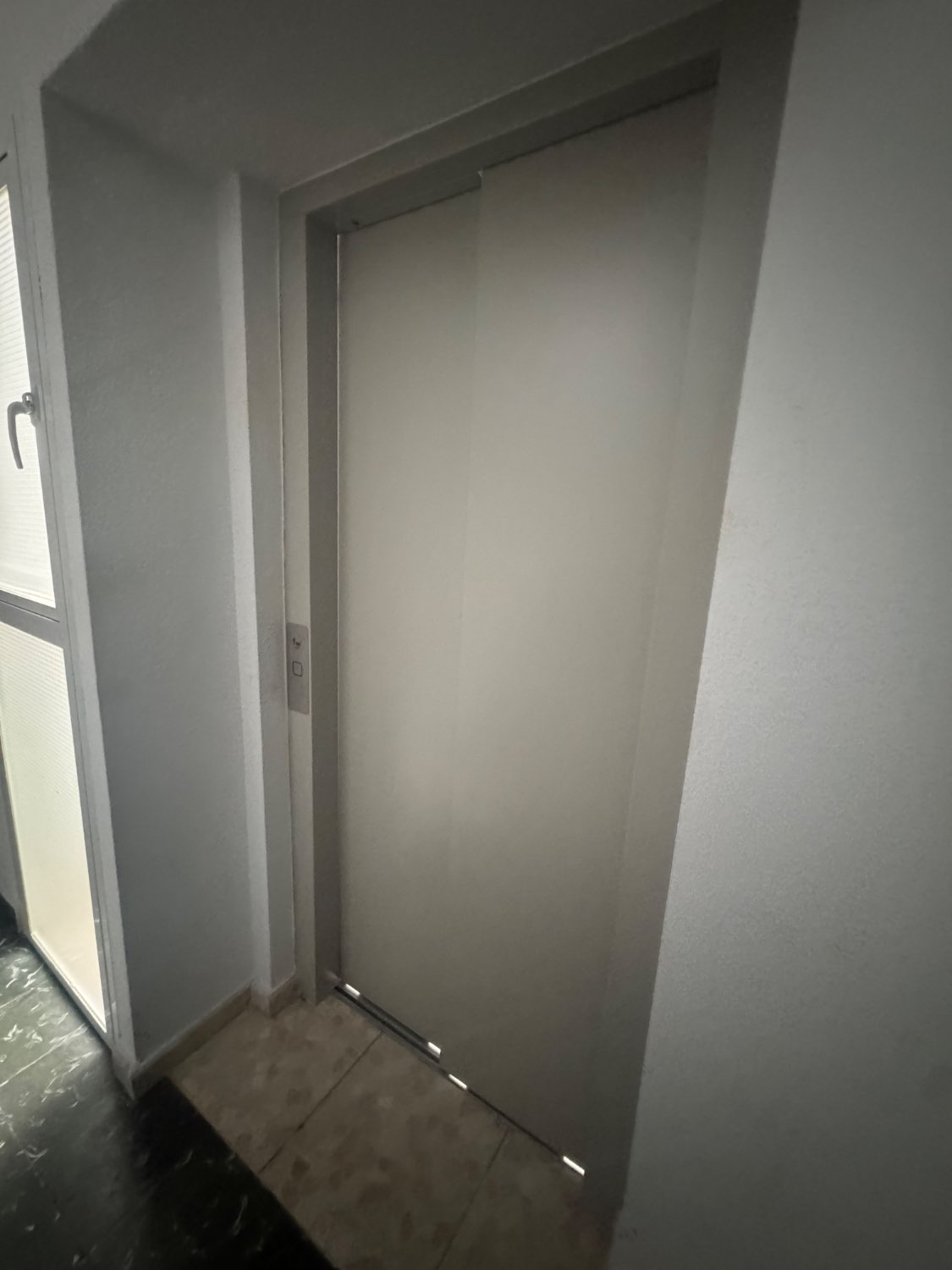 Se vende un piso en el centro de Motril