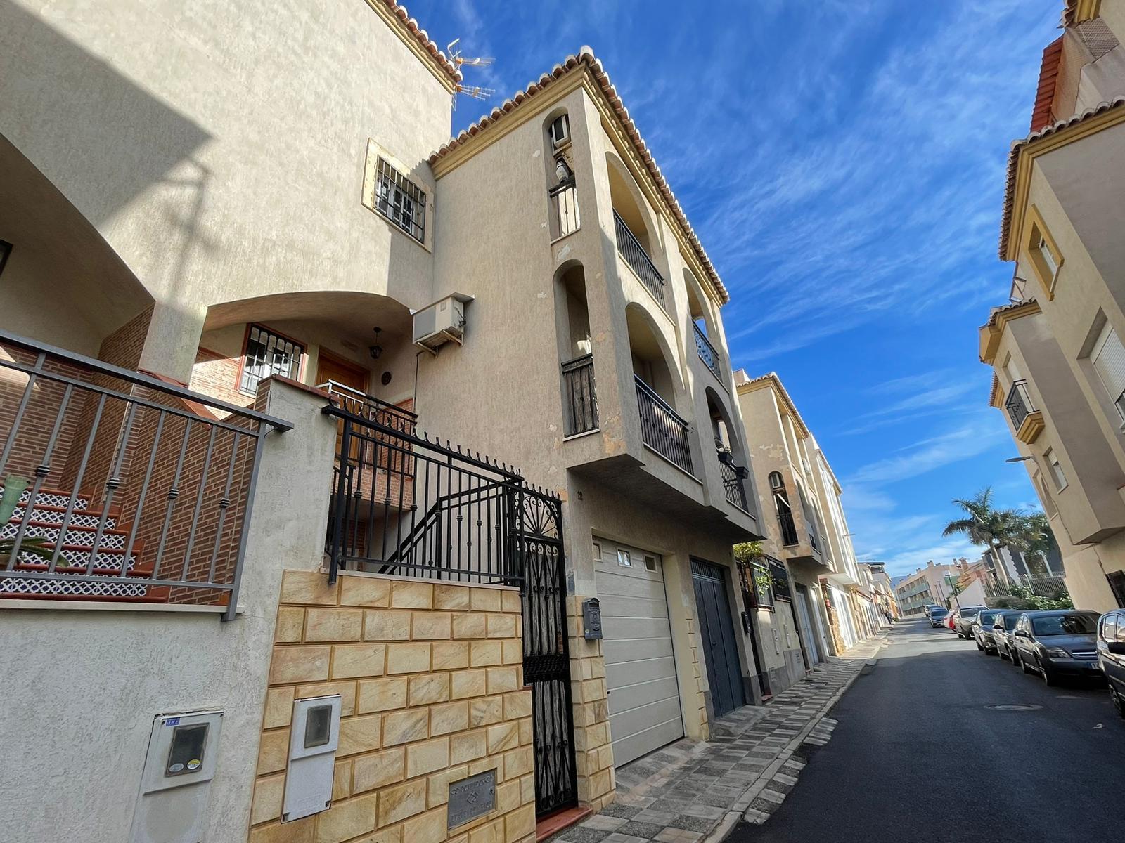 Casa en venta en Motril