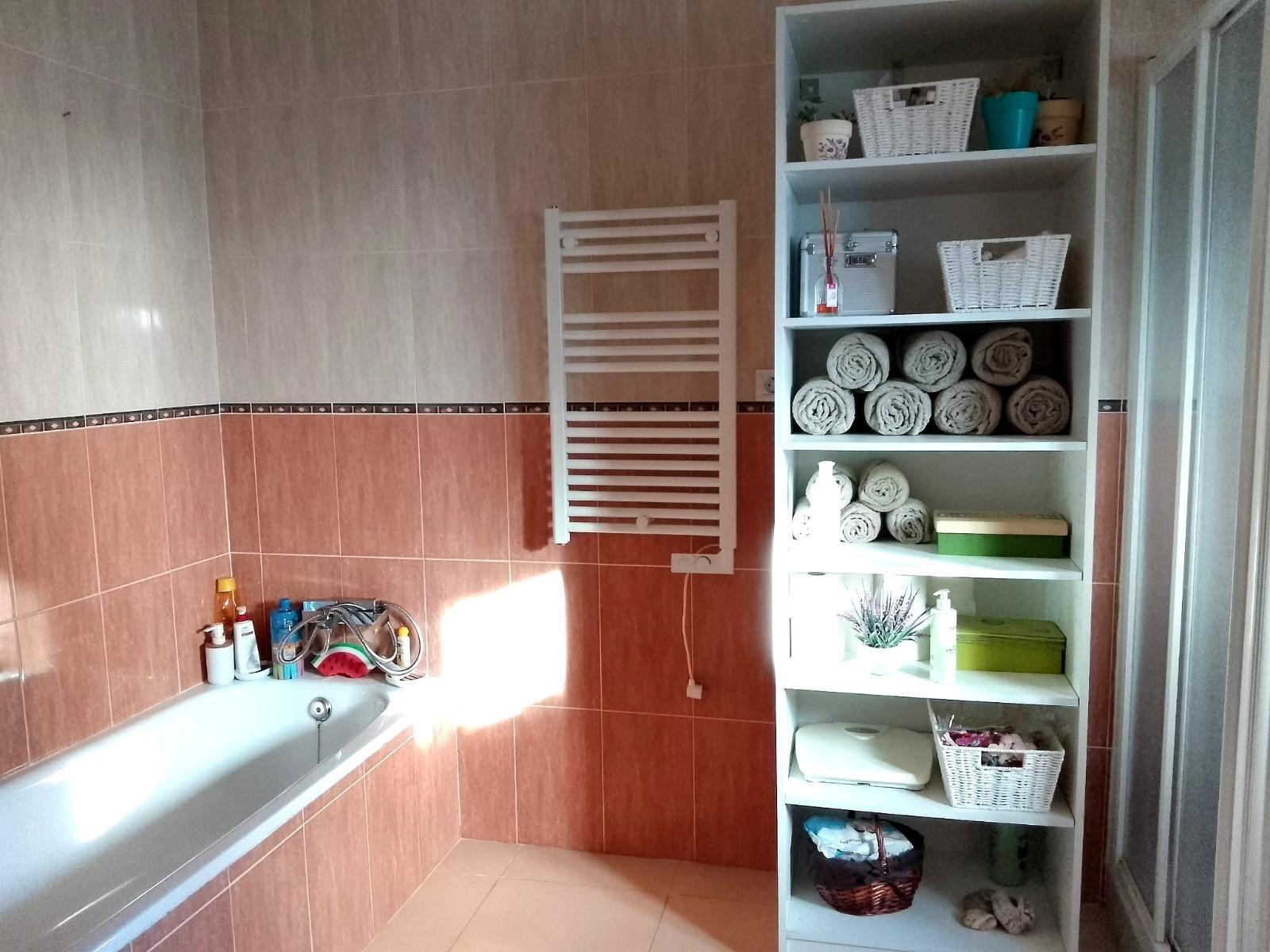 House for sale in Albuñol