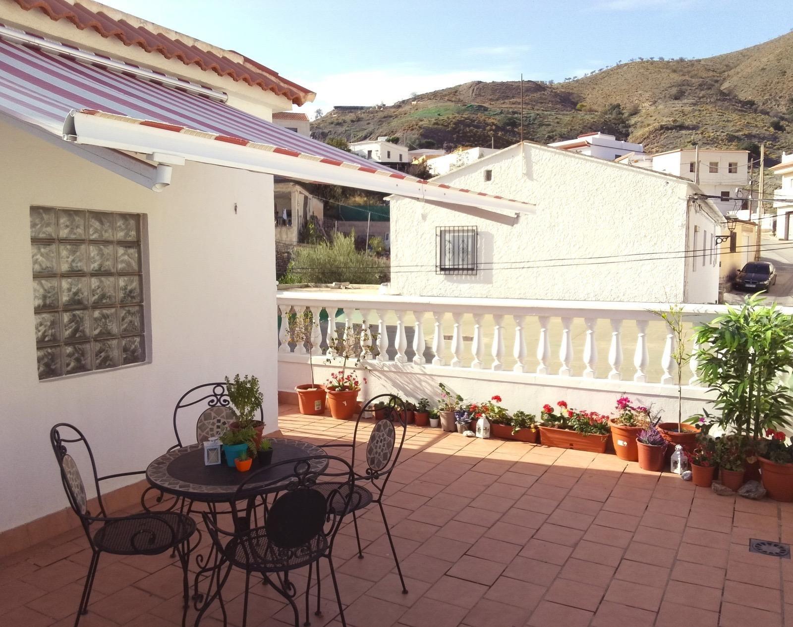 House for sale in Albuñol