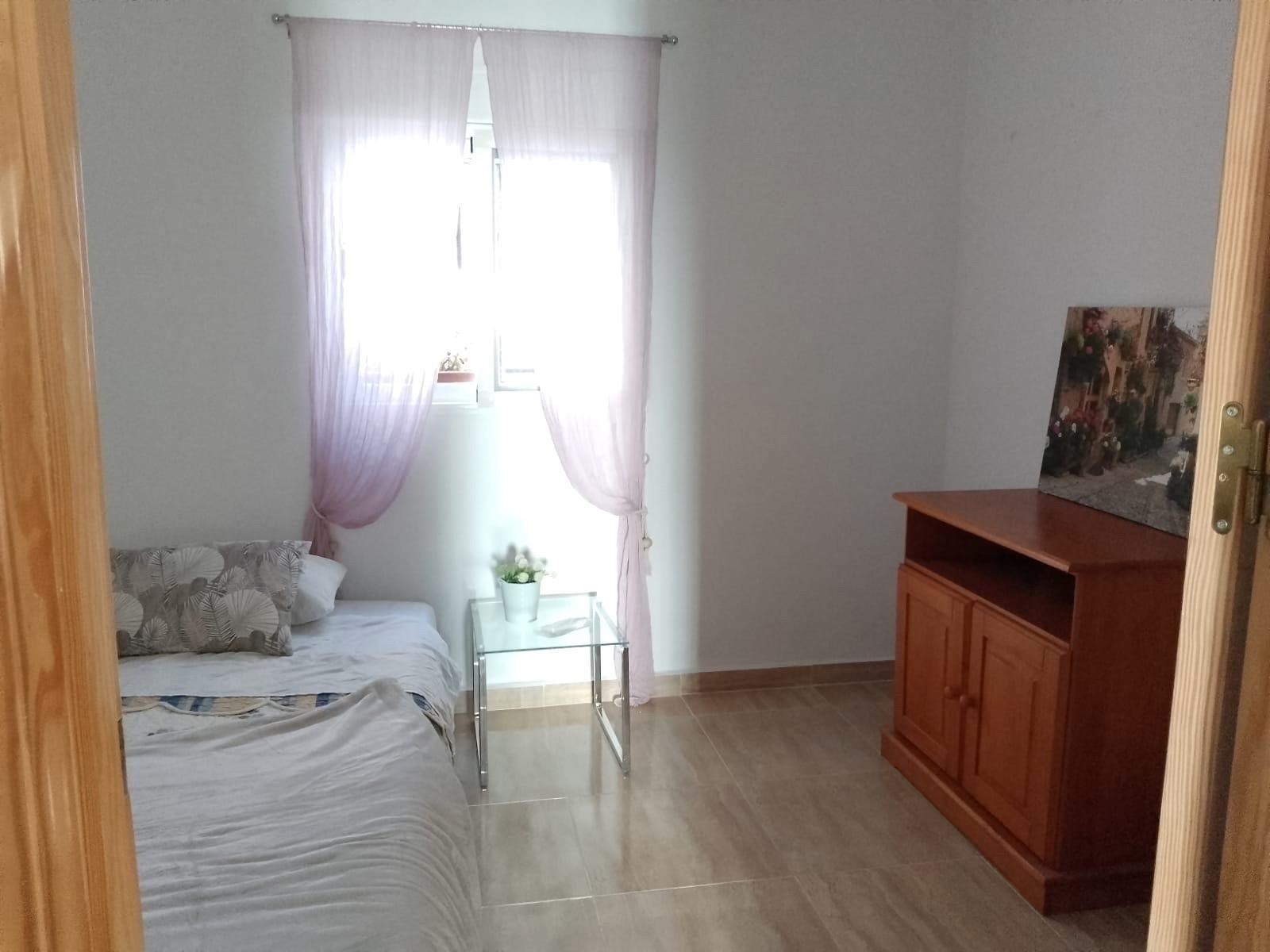 House for sale in Albuñol