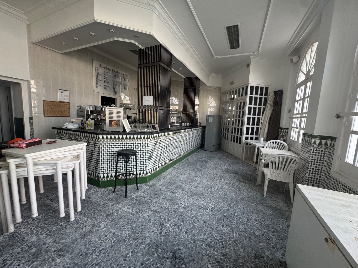 Cafe Bar for sale in Playa Granada (Motril)