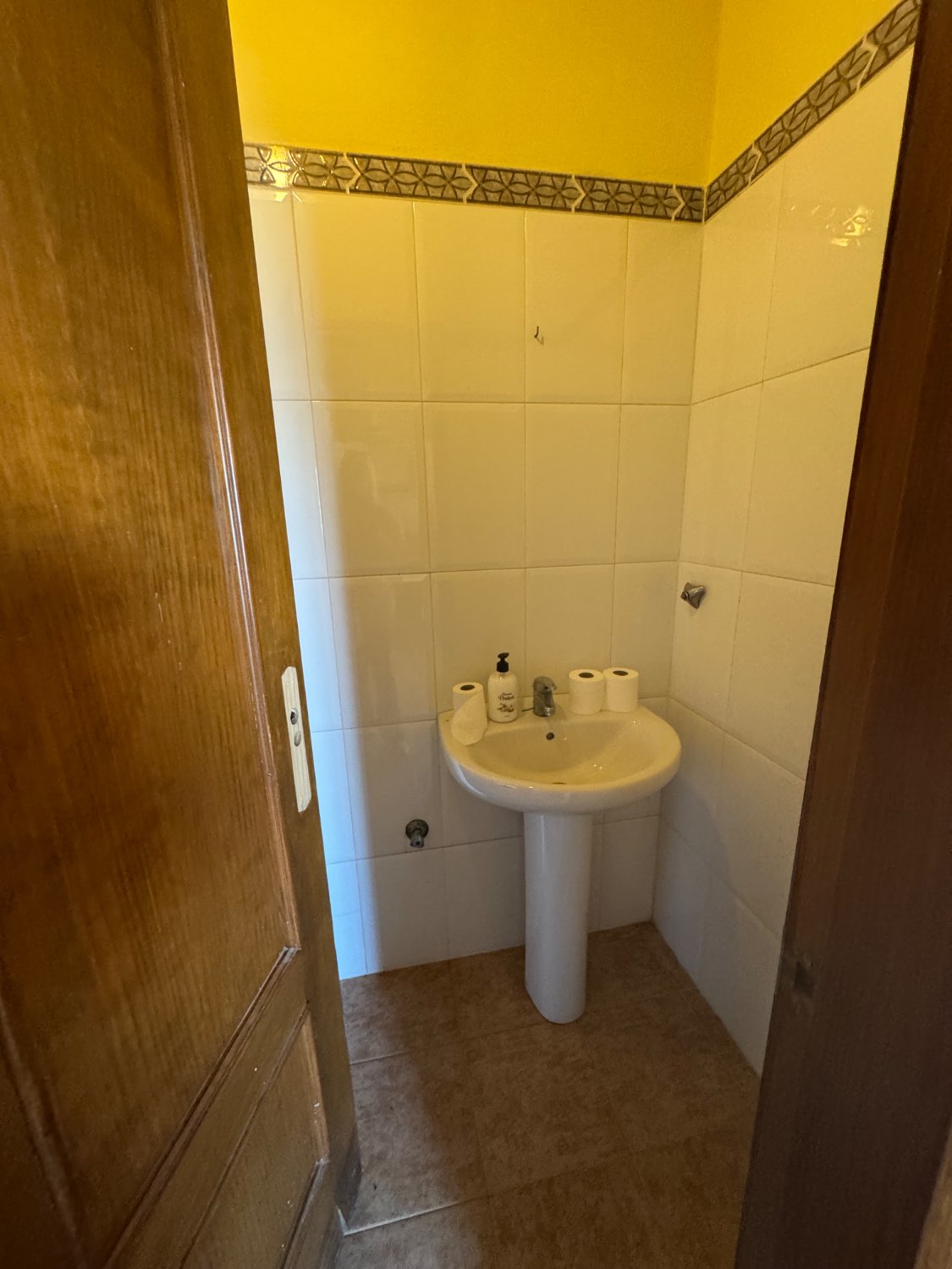 Se vende un chalet con invernadero en Motril granada