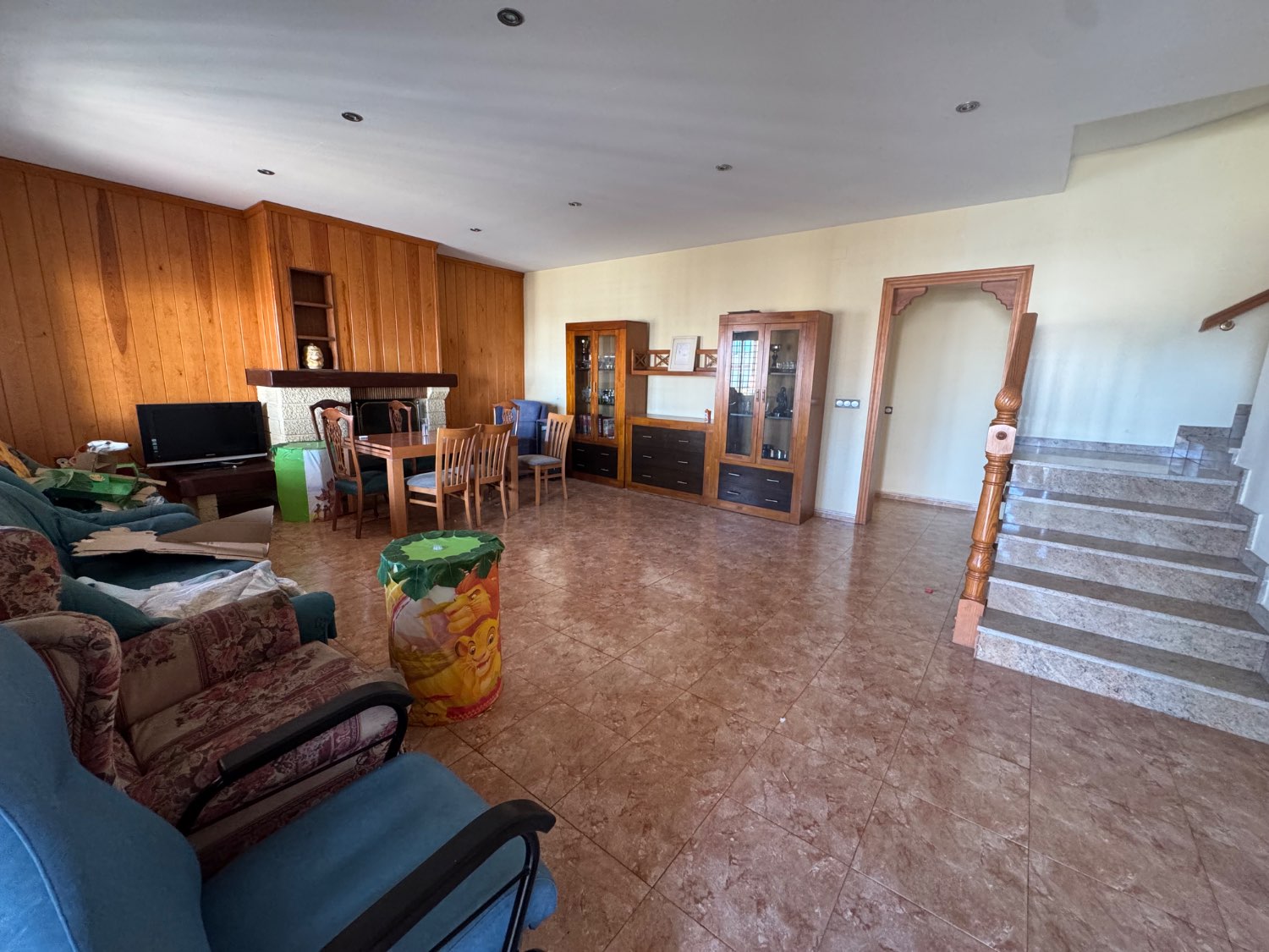 Se vende un chalet con invernadero en Motril granada