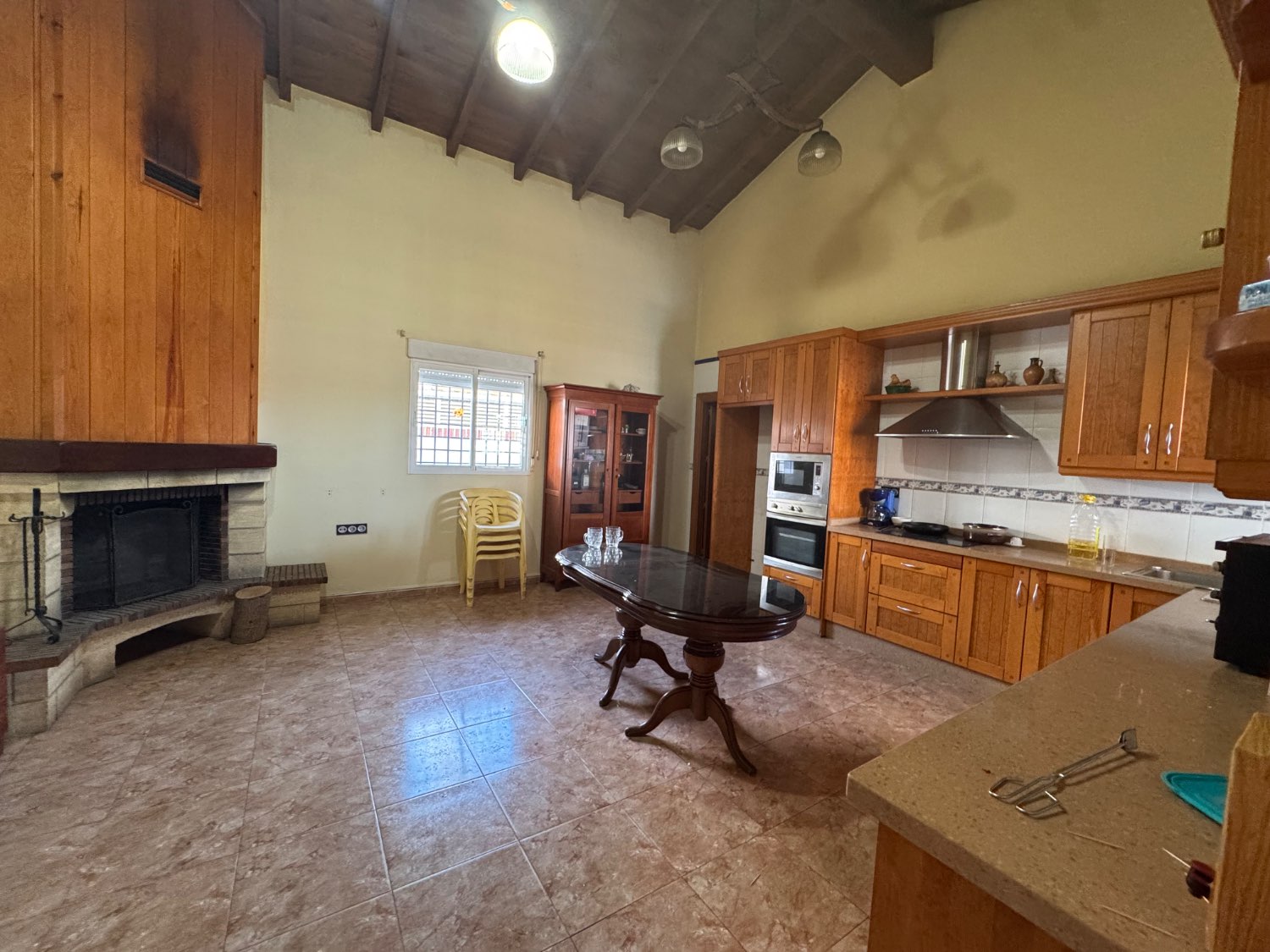 Se vende un chalet con invernadero en Motril granada