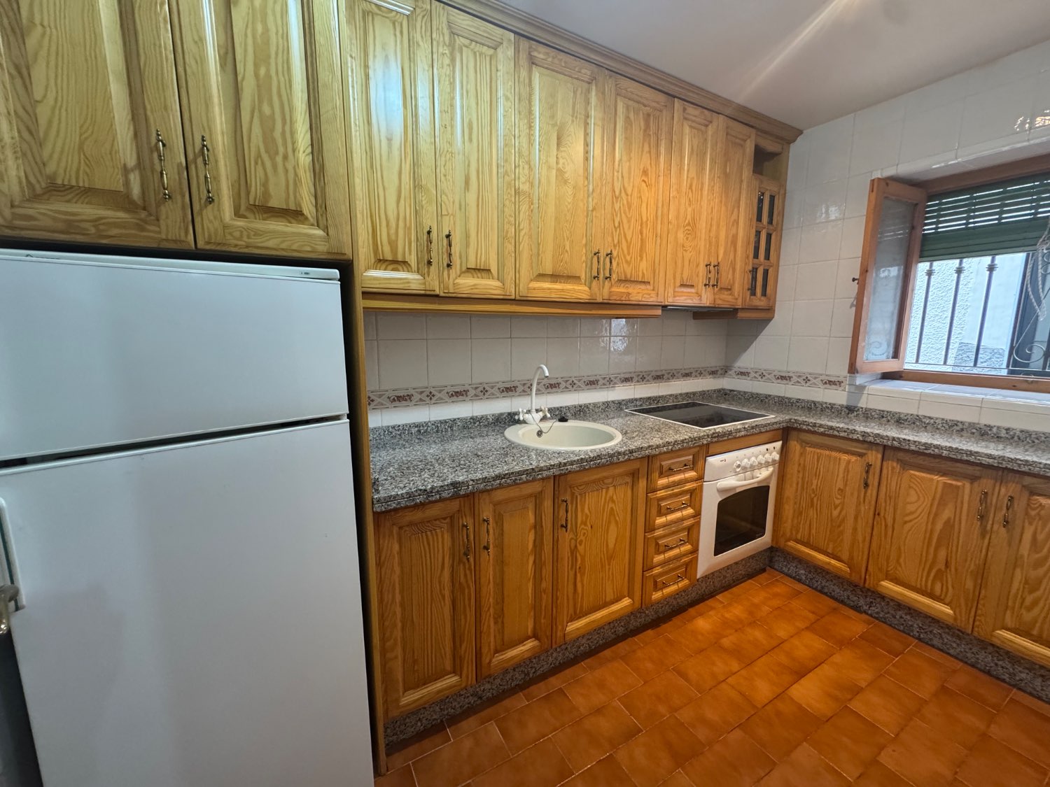 Se vende una casa en el castillo de salobreña Granada