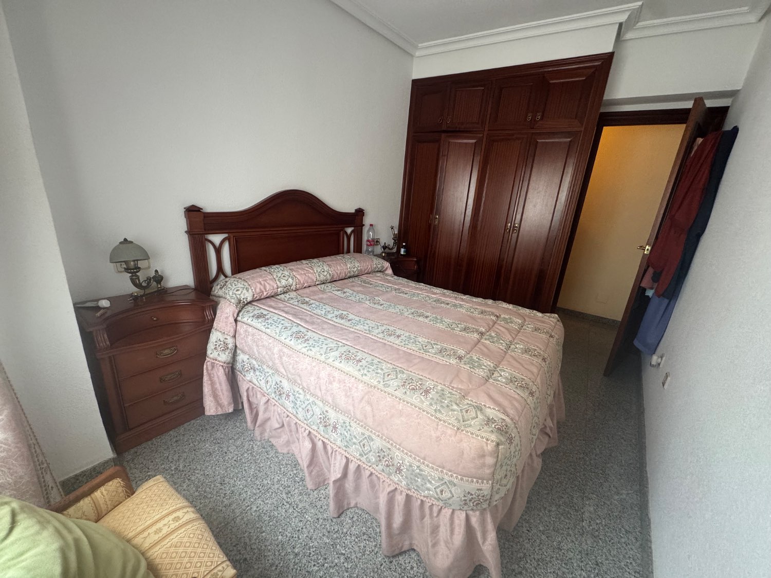 Se vende un piso amueblado en primera línea de palya torre nueva costa granada
