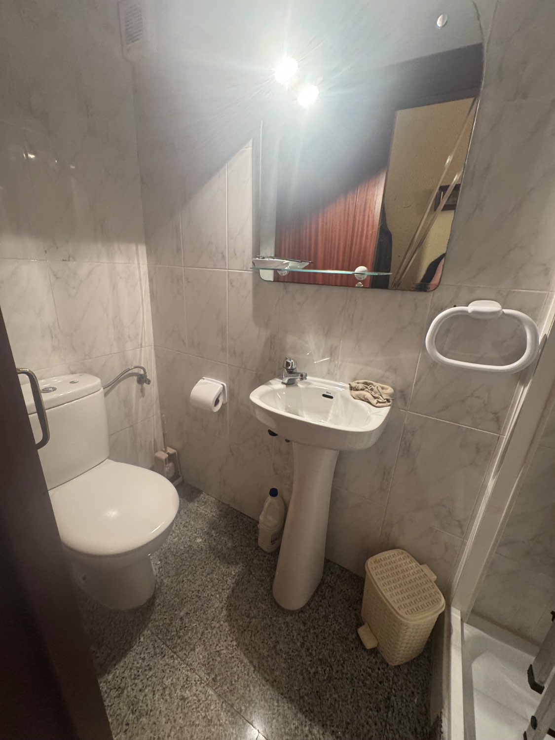 Se vende un piso amueblado en primera línea de palya torre nueva costa granada