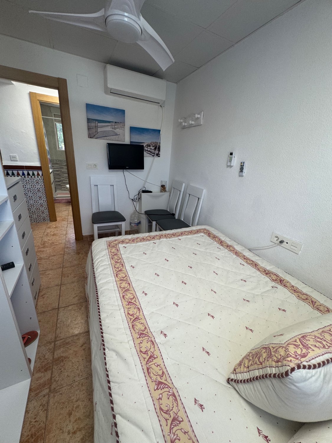 Se vende un apartamento en torre nueva Motril granada