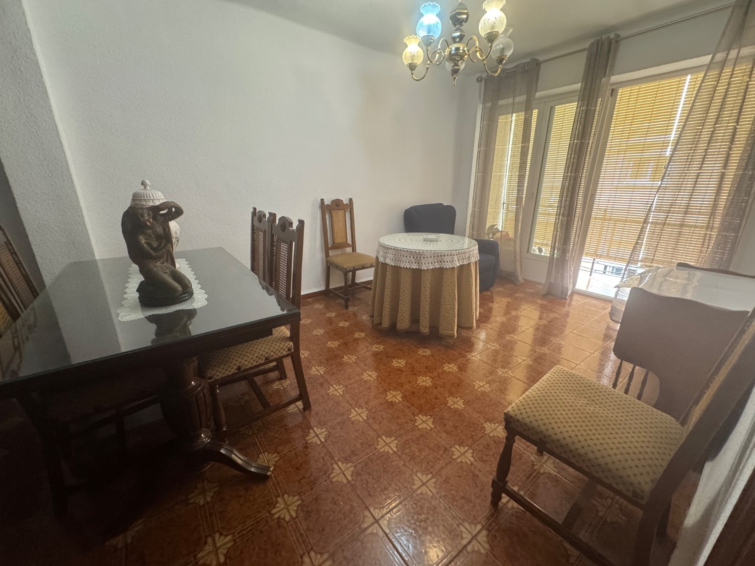 Se vende un piso en centro de Motril