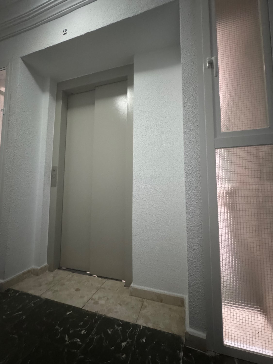 Se vende un piso en centro de Motril