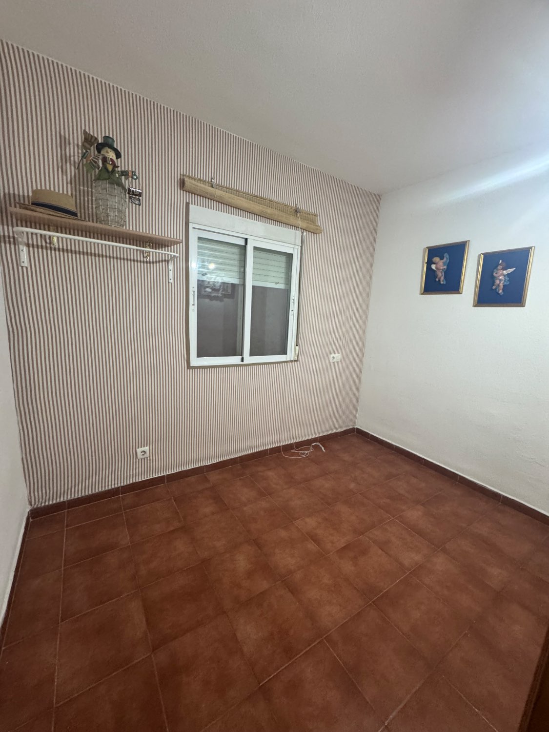 Se vende un piso en urbanización costa banana Almuñécar granada