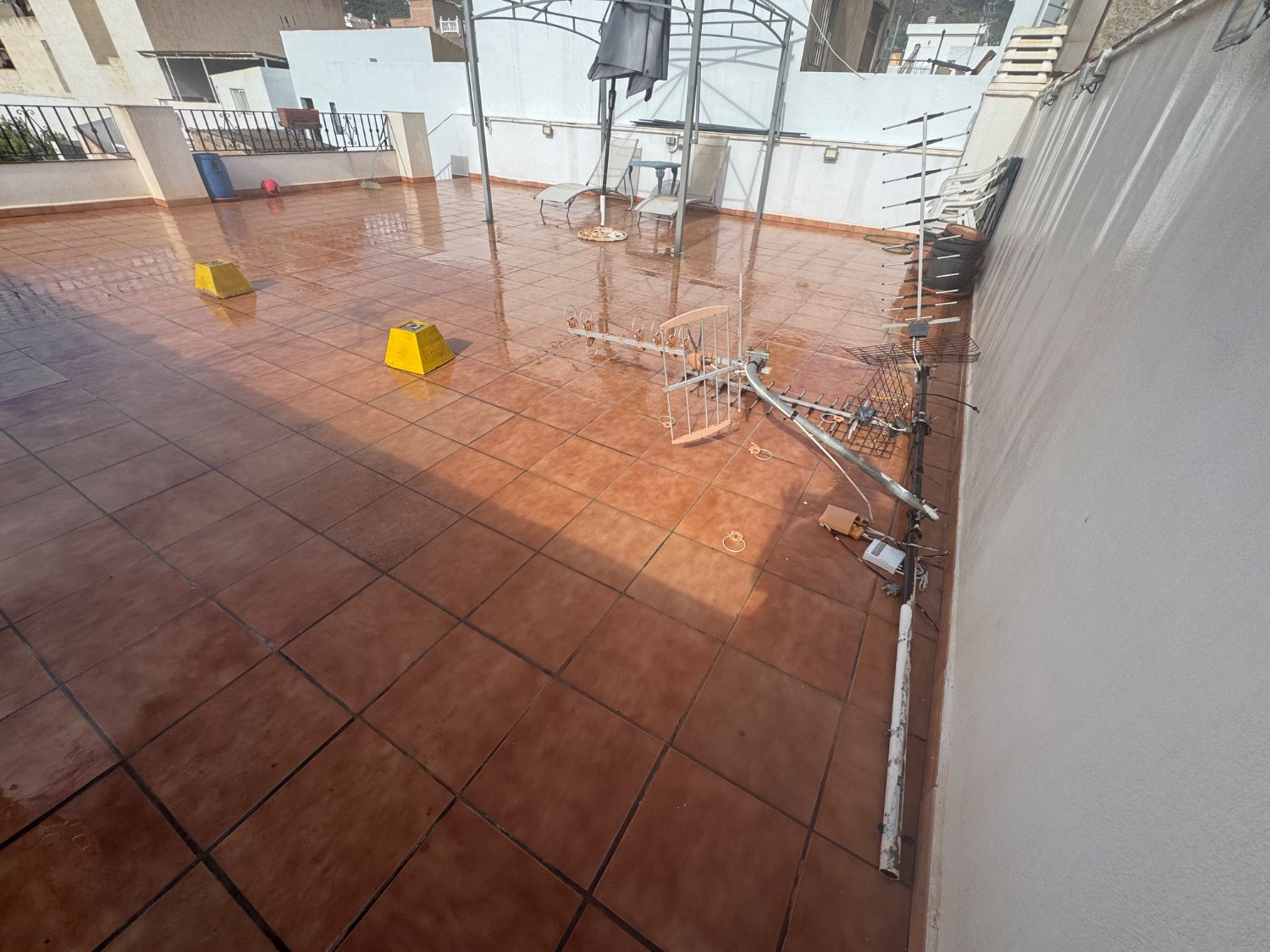 Se vende una casa en zona norte de Motril