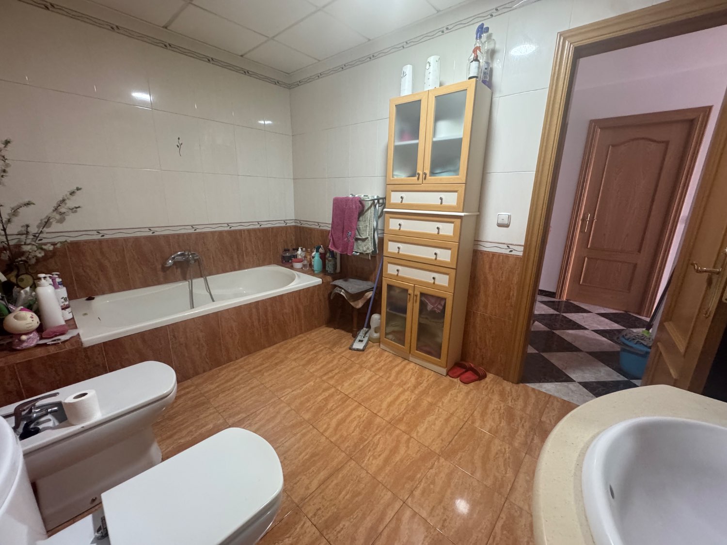 Se vende una casa en zona norte de Motril