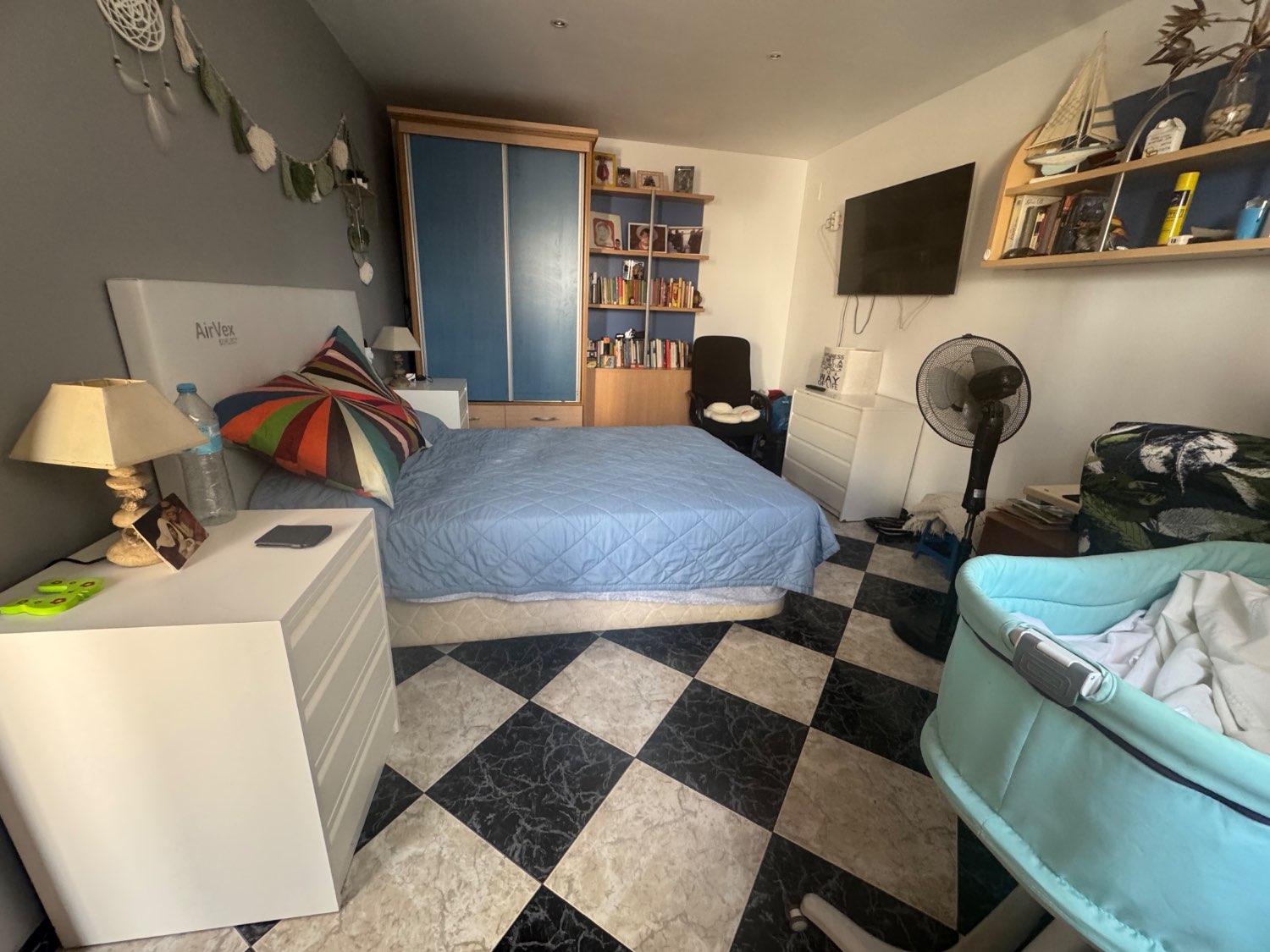 Se vende una casa en zona norte de Motril