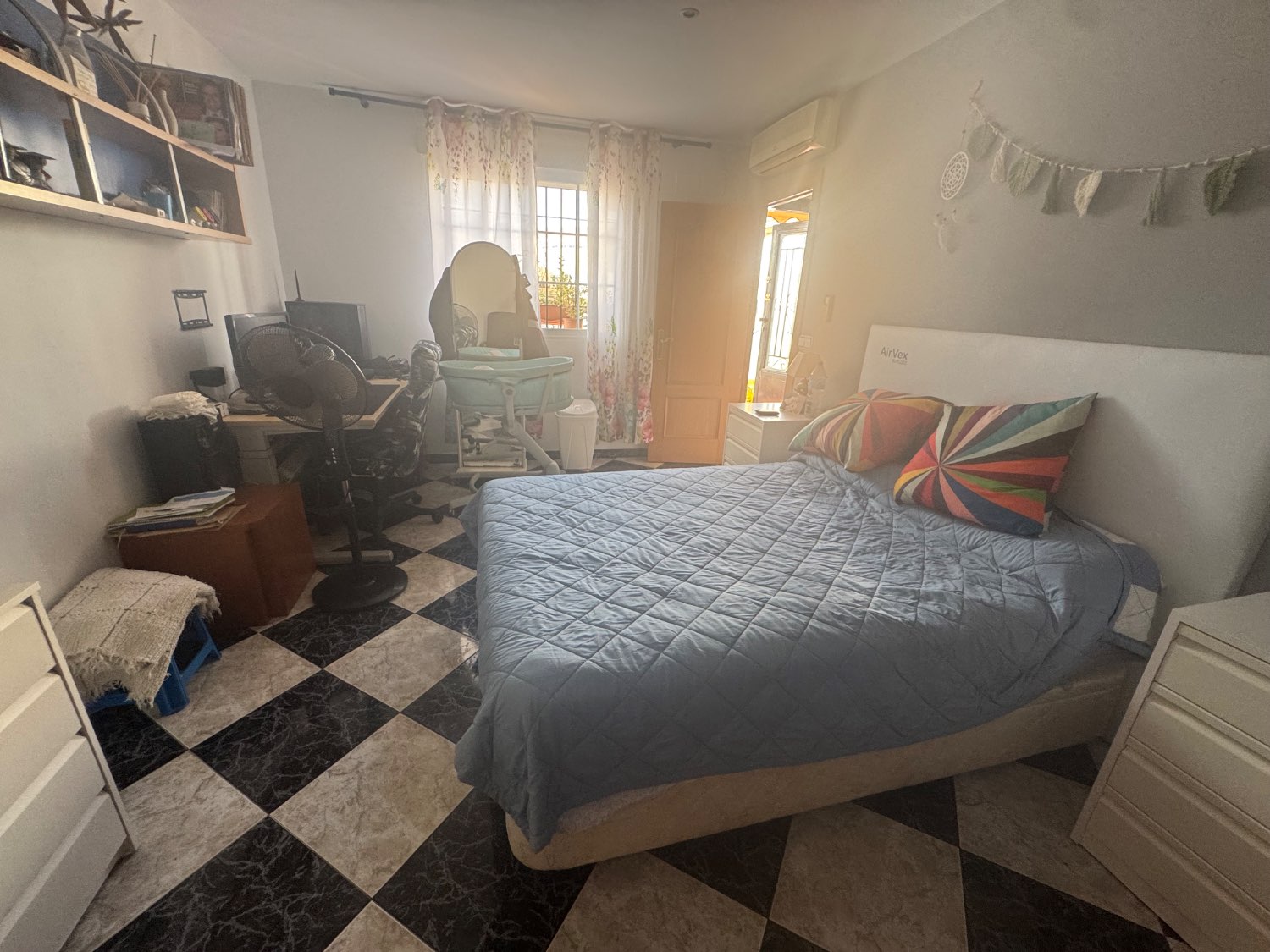 Se vende una casa en zona norte de Motril