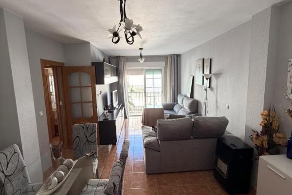 Se vende un piso en el centro de Salobreña granada costa...