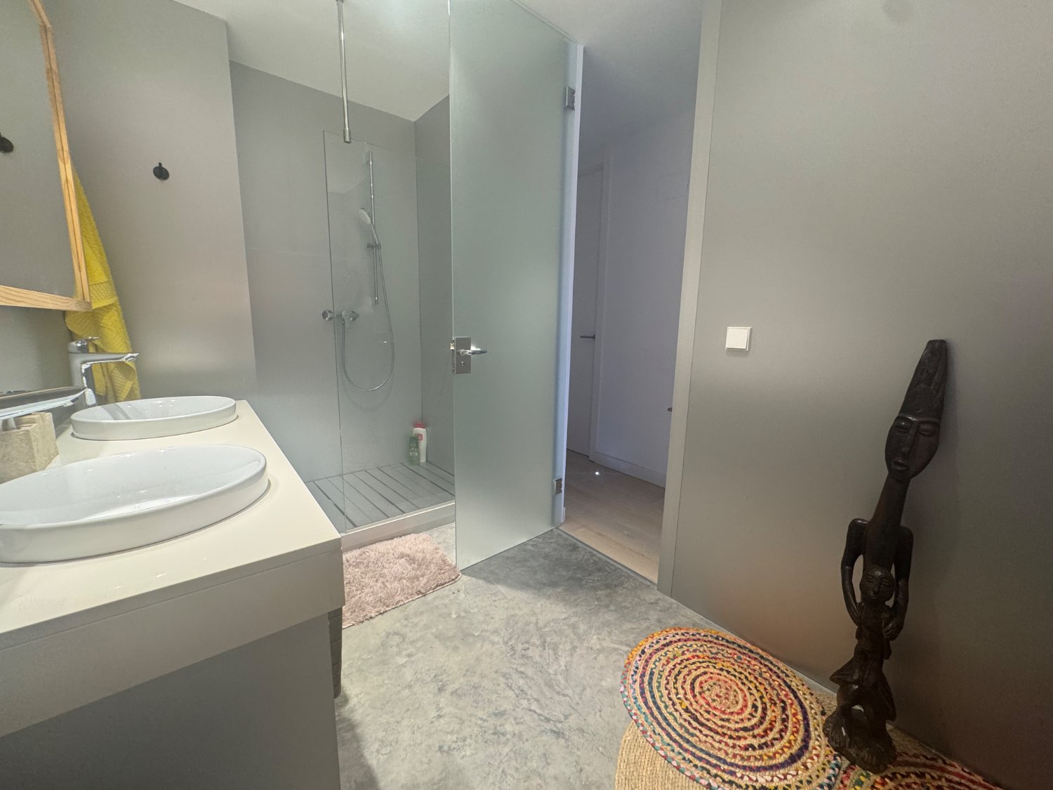 Se vende un piso en calahonda granada