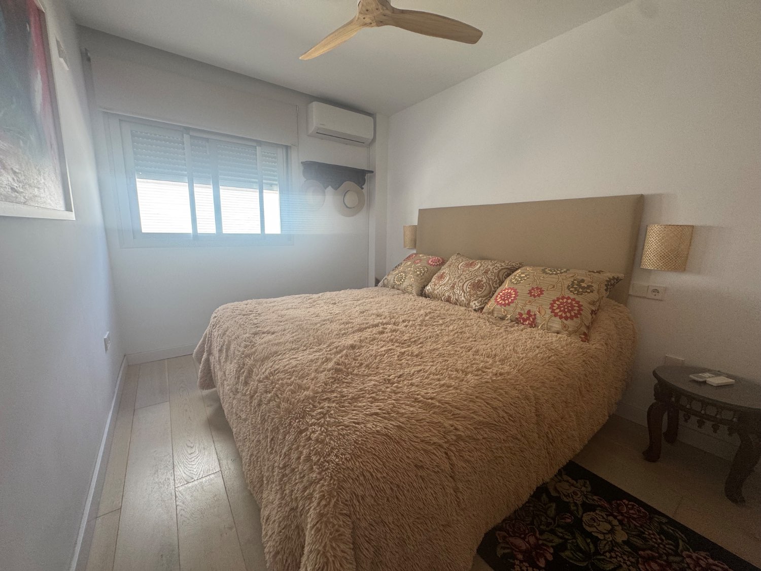 Se vende un piso en calahonda granada