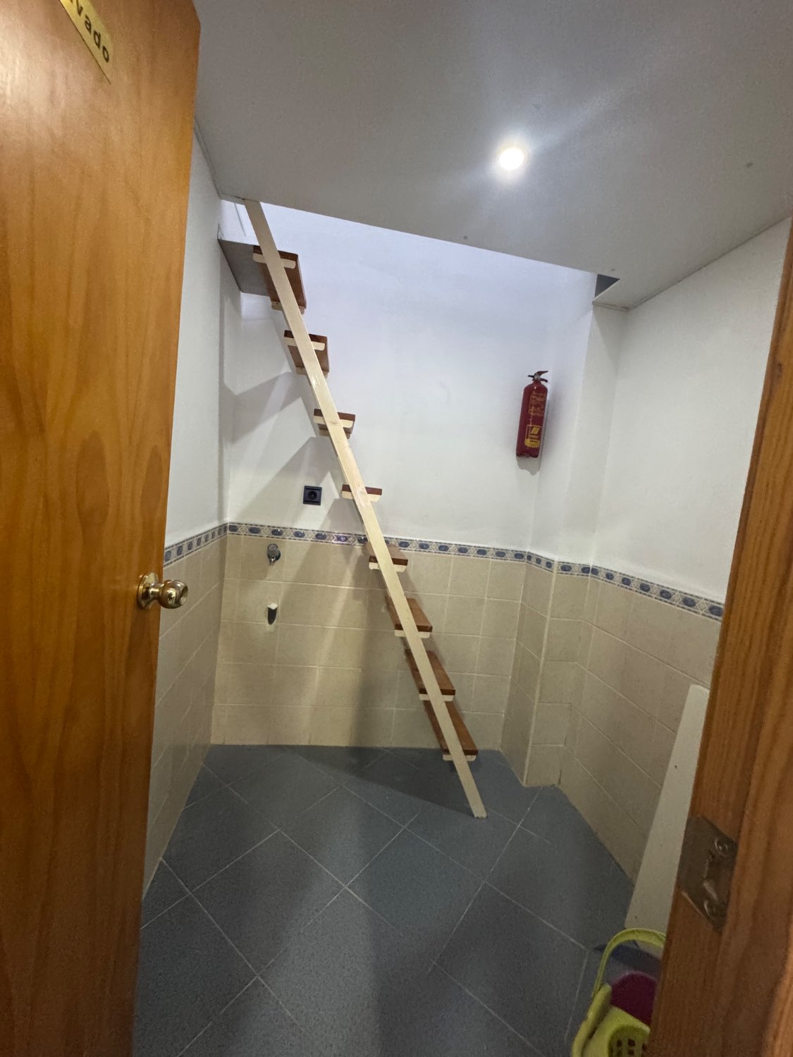 Hairdresser for sale in Motril pueblo