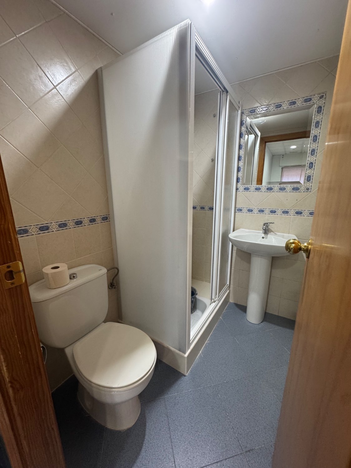 Hairdresser for sale in Motril pueblo