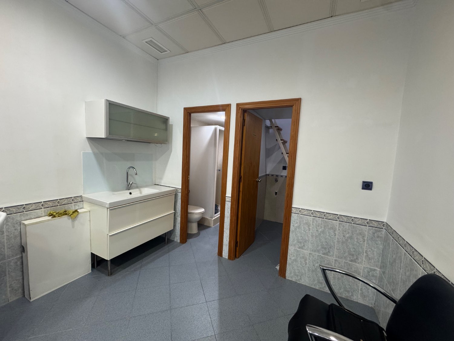 Hairdresser for sale in Motril pueblo