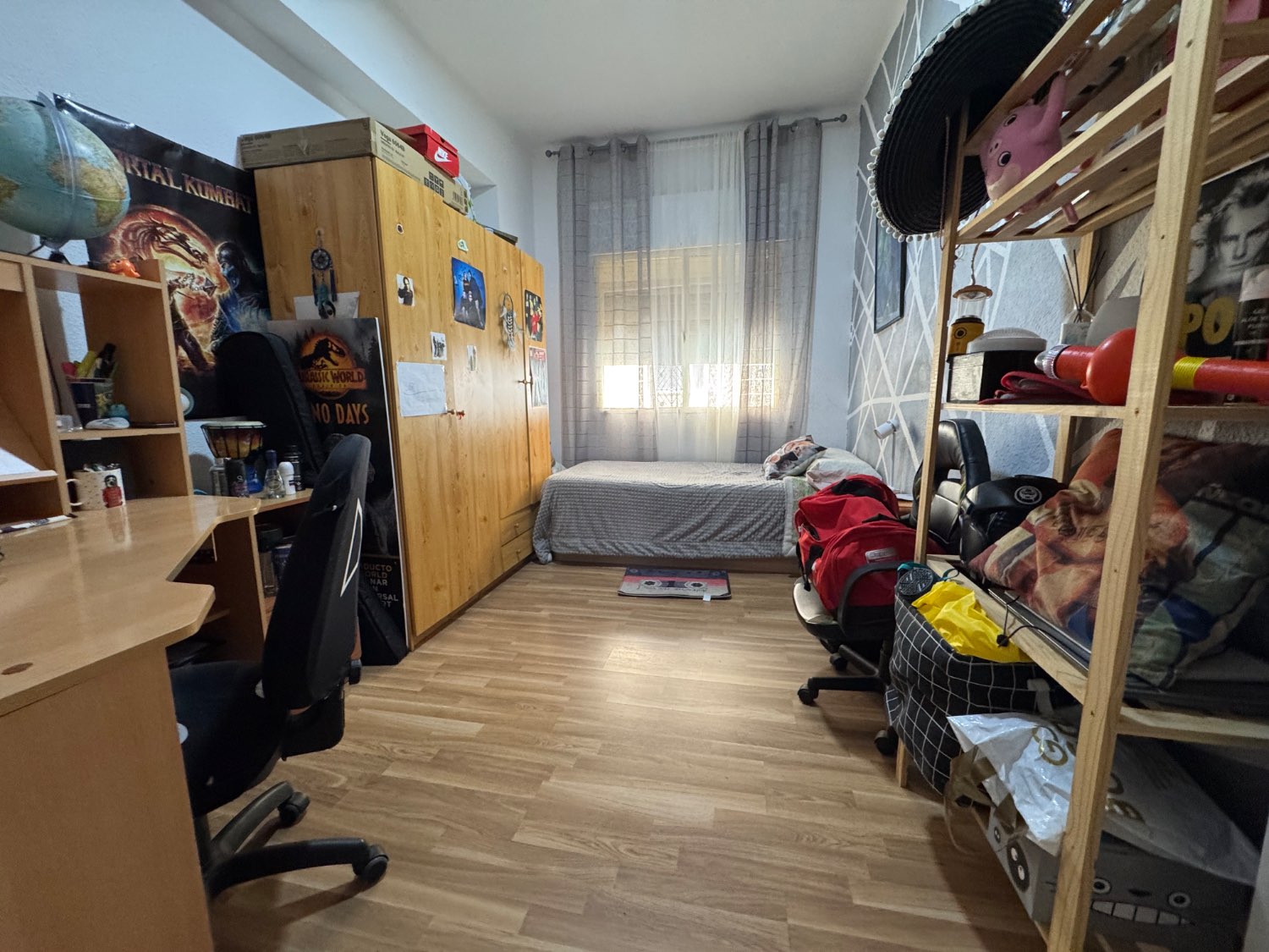 Se vende un piso con terraza privada en calle ancha Motril Granada