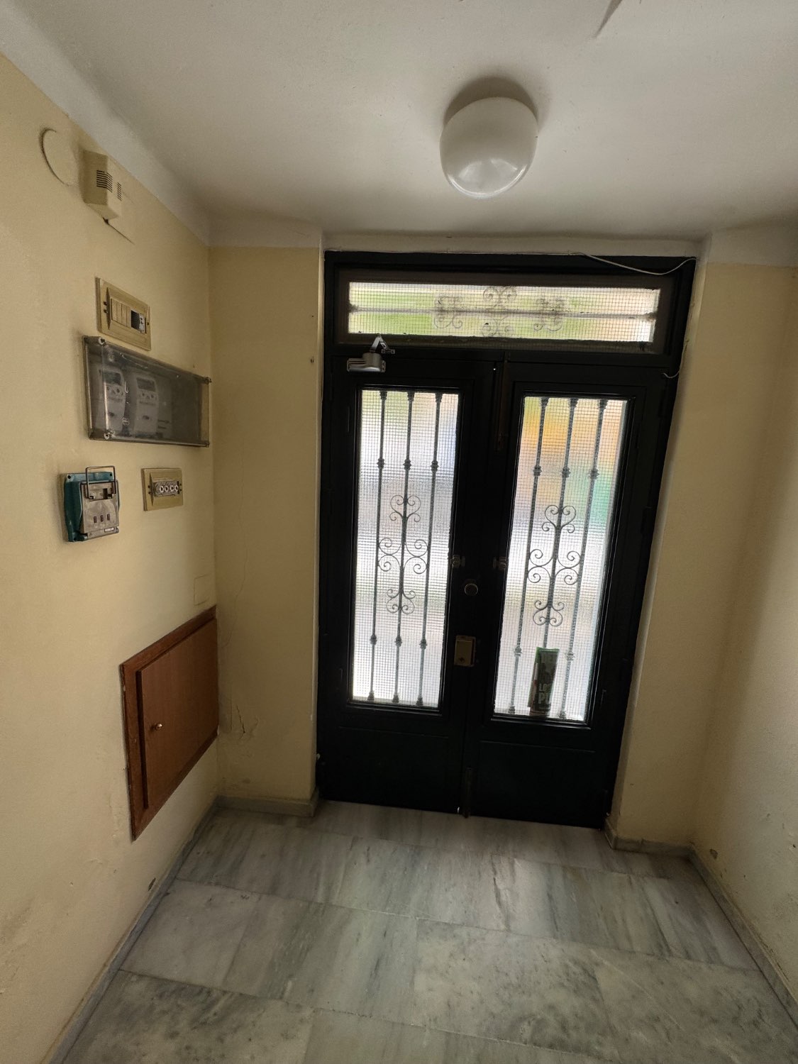 Se vende un piso con terraza privada en calle ancha Motril Granada