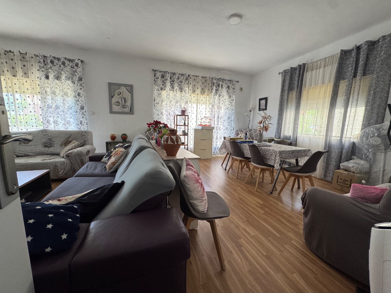 Se vende un piso con terraza privada en calle ancha Motril Granada