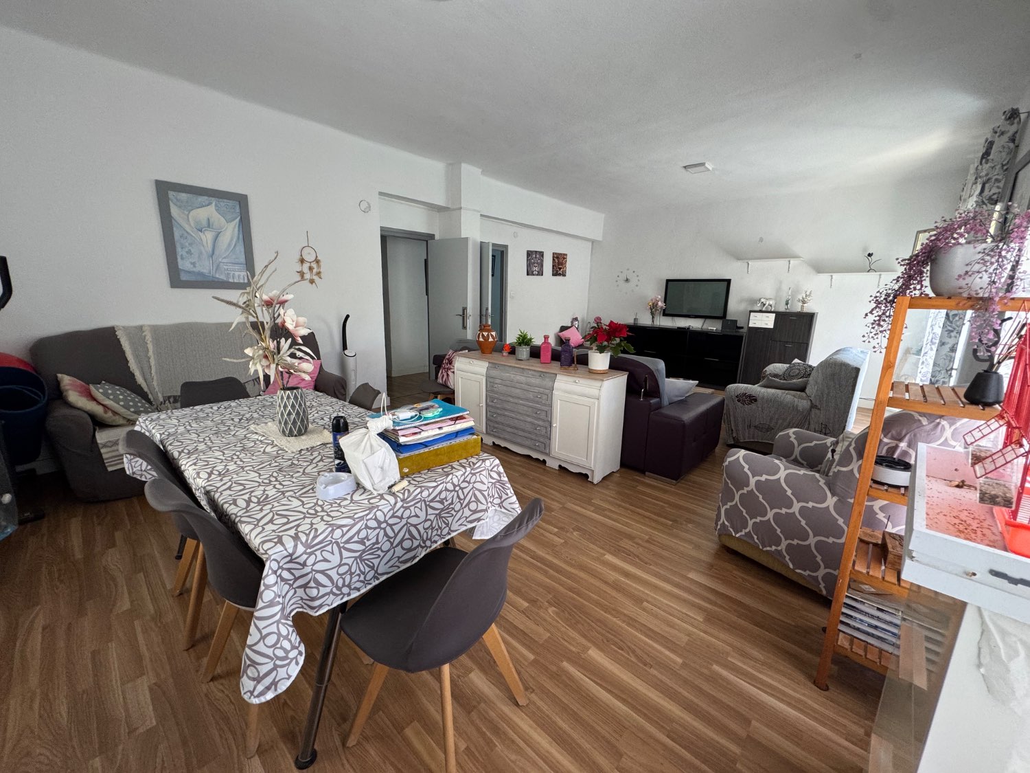 Se vende un piso con terraza privada en calle ancha Motril Granada