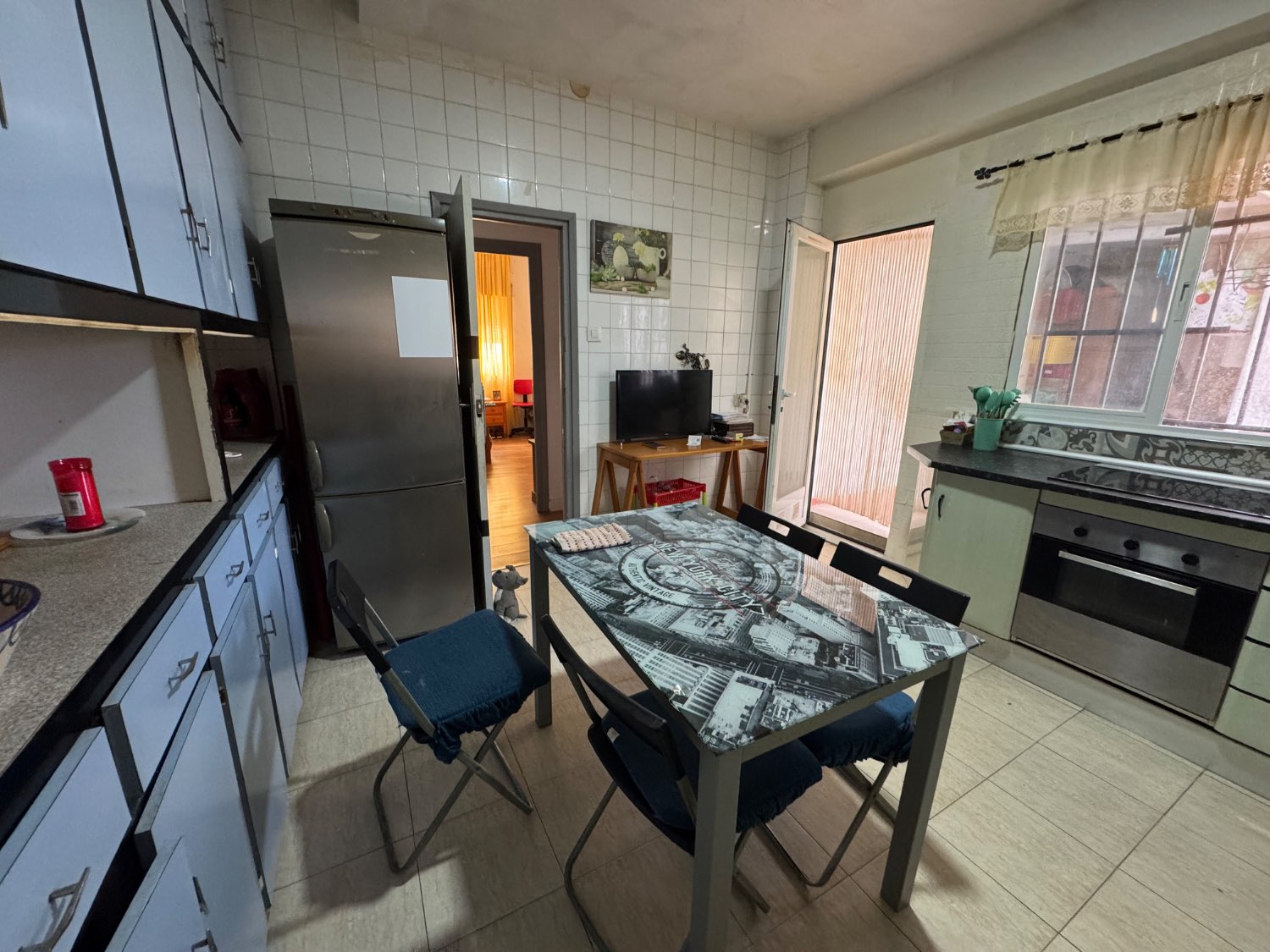 Se vende un piso con terraza privada en calle ancha Motril Granada