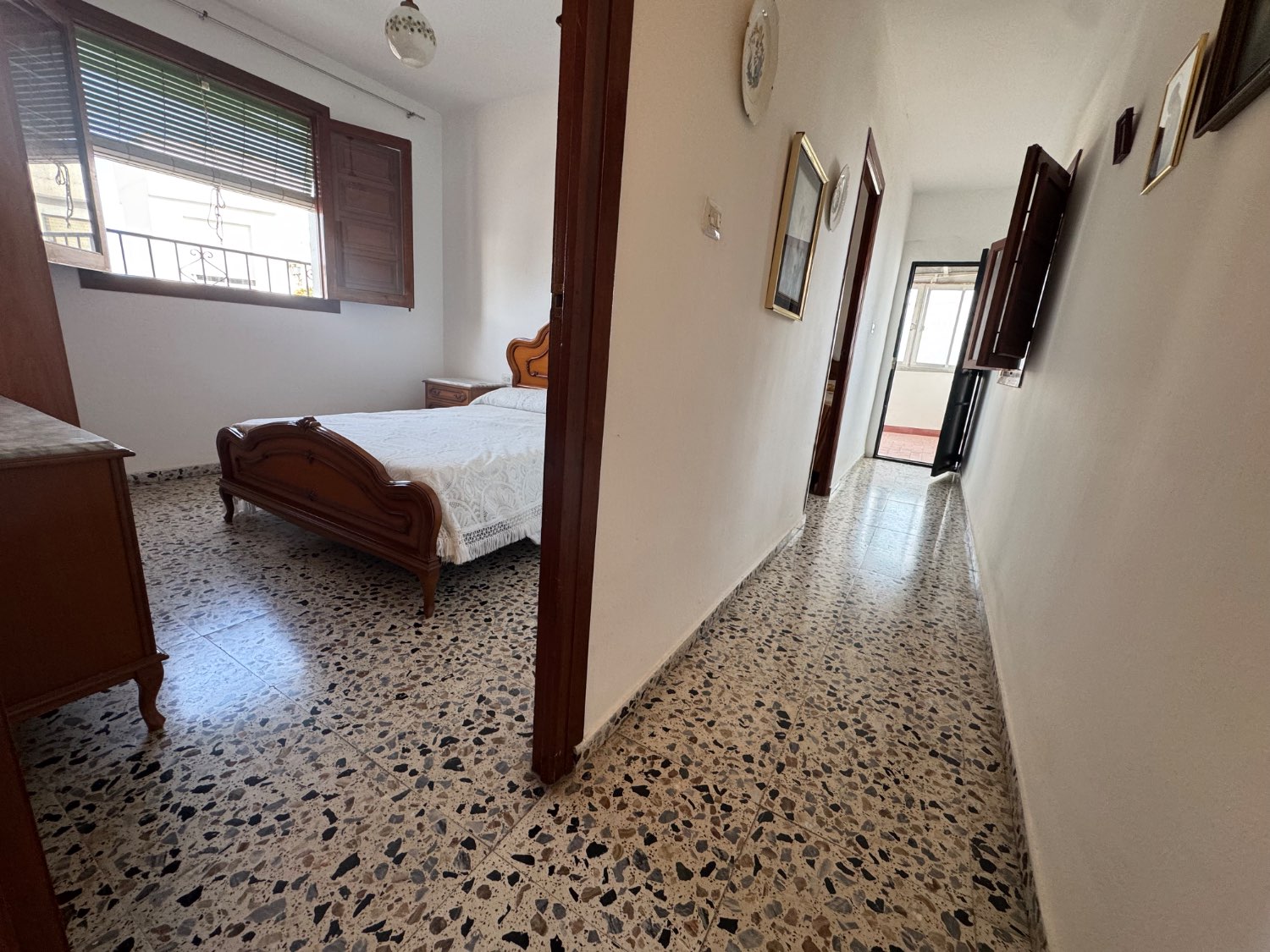 Se vende una casa en casco antiguo de salobreña Granada