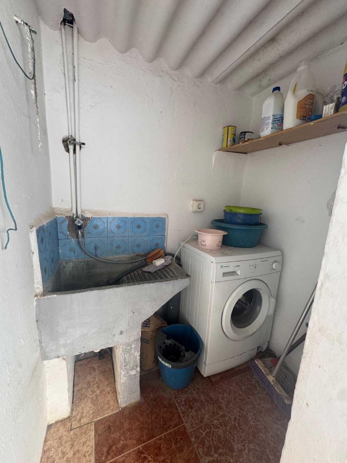 Se vende una casa en casco antiguo de salobreña Granada