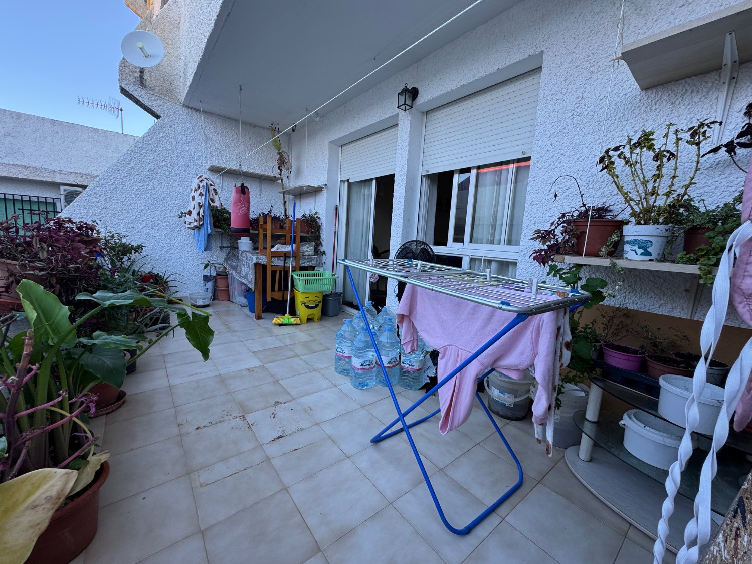 Se vende un bajo en la urbanización romeral Castellón de ferro Gualchos granada