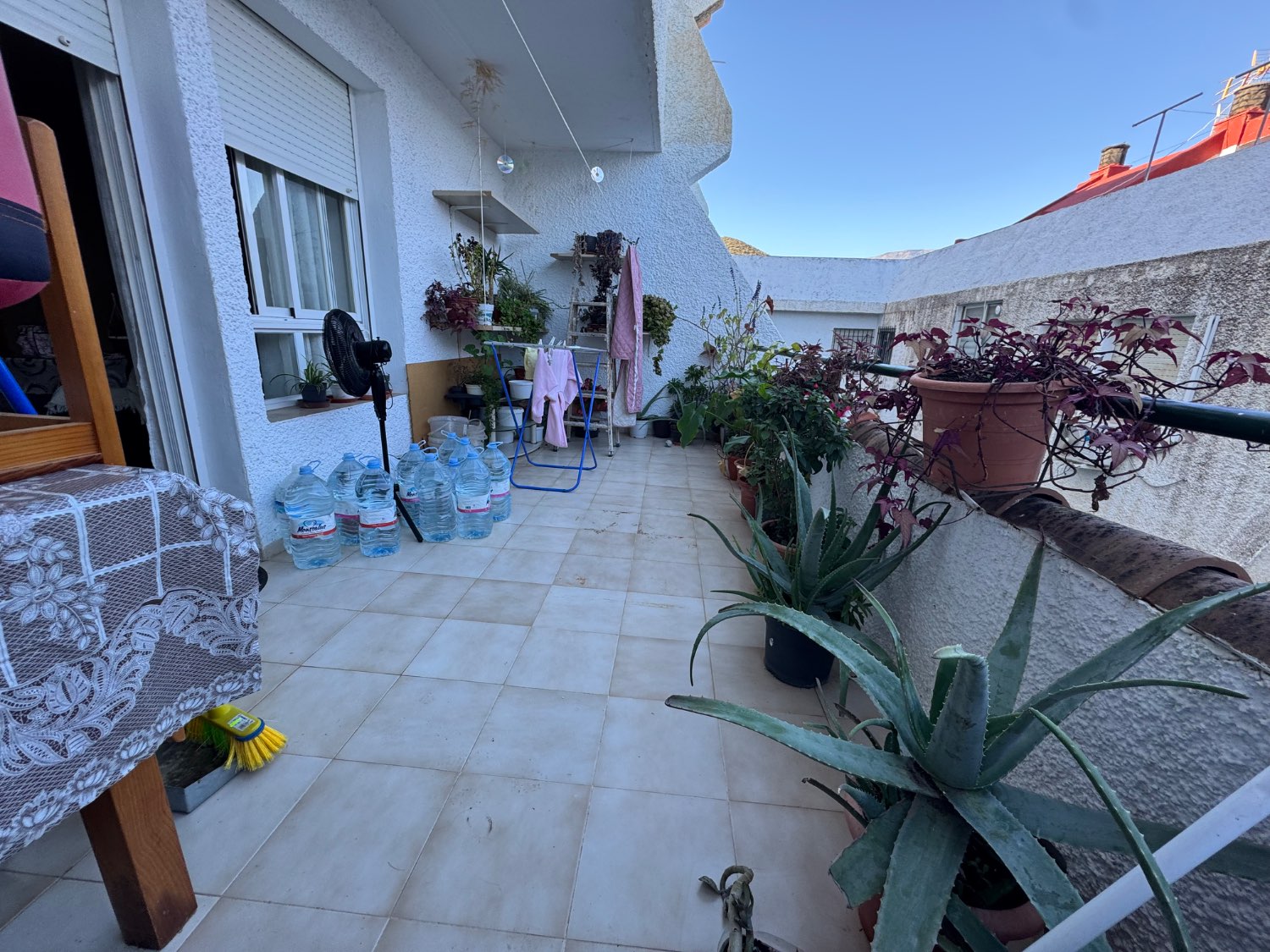 Se vende un bajo en la urbanización romeral Castellón de ferro Gualchos granada