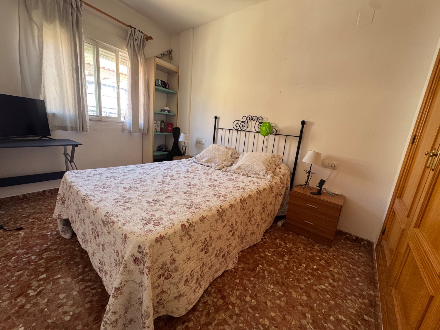 Se vende un piso en santa Adela Motril playa poniente